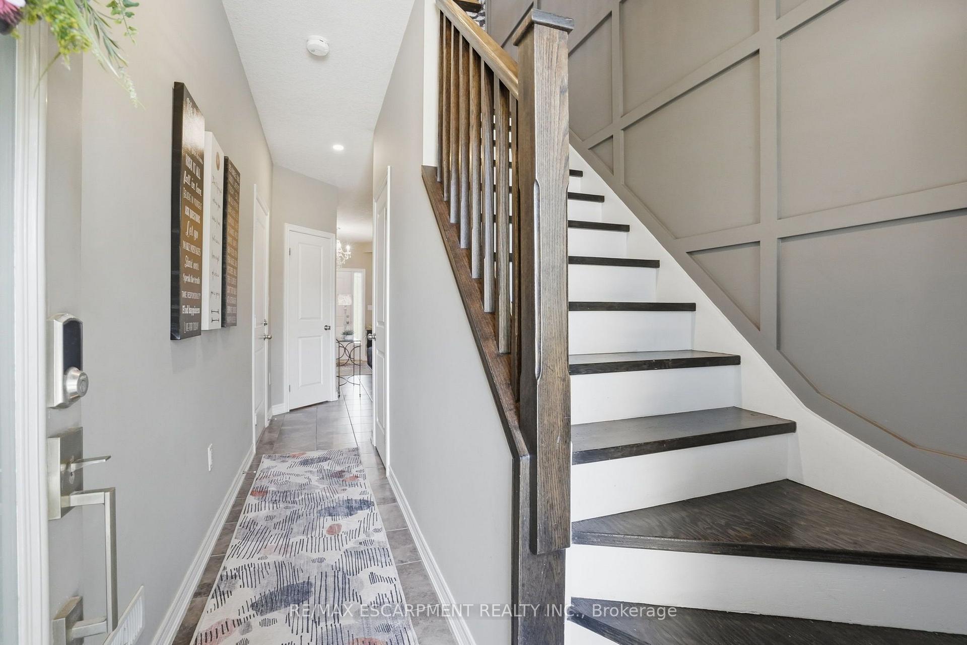 Photo 39 of 27 Crossings Way, Hamilton, Stoney Creek — HOMEH