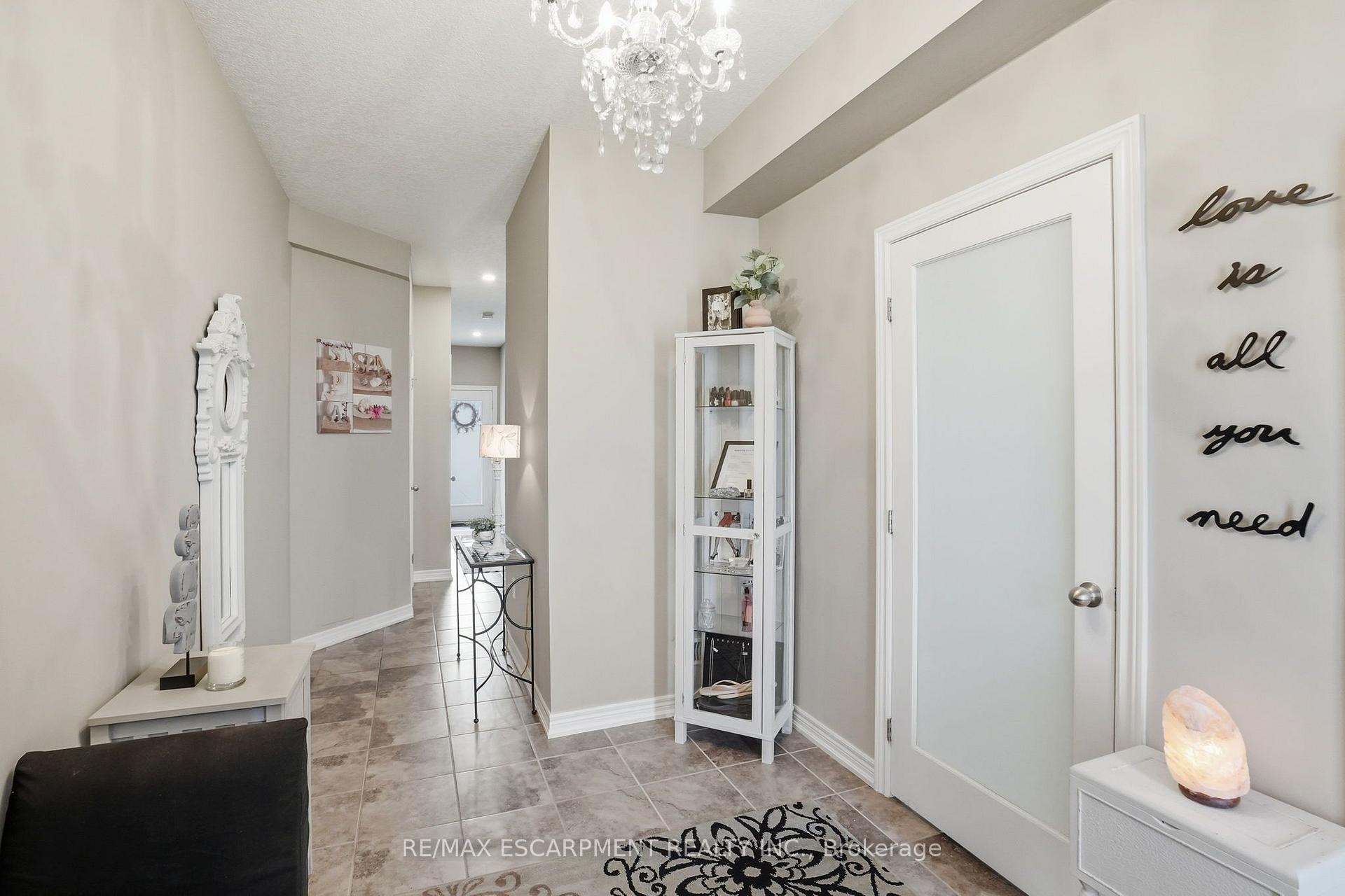Photo 41 of 27 Crossings Way, Hamilton, Stoney Creek — HOMEH