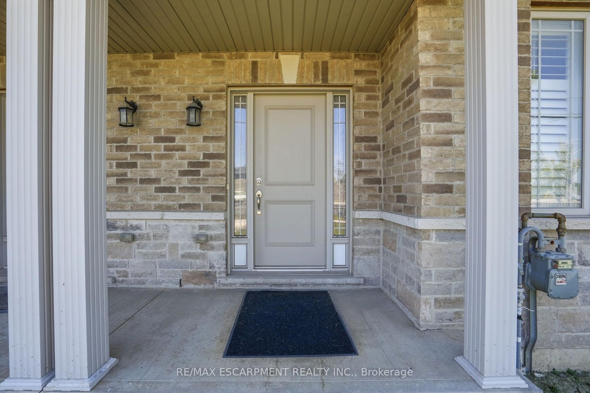 Photo 43 of 27 Crossings Way, Hamilton, Stoney Creek — HOMEH