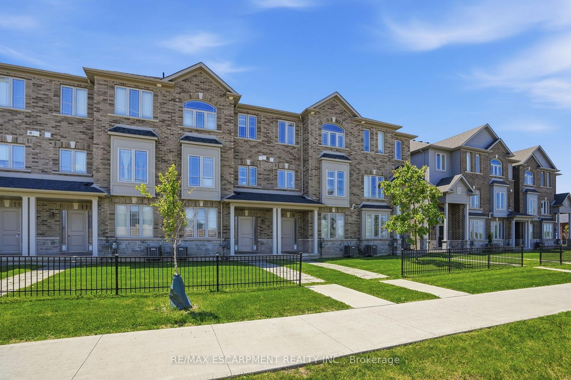 Photo 45 of 27 Crossings Way, Hamilton, Stoney Creek — HOMEH
