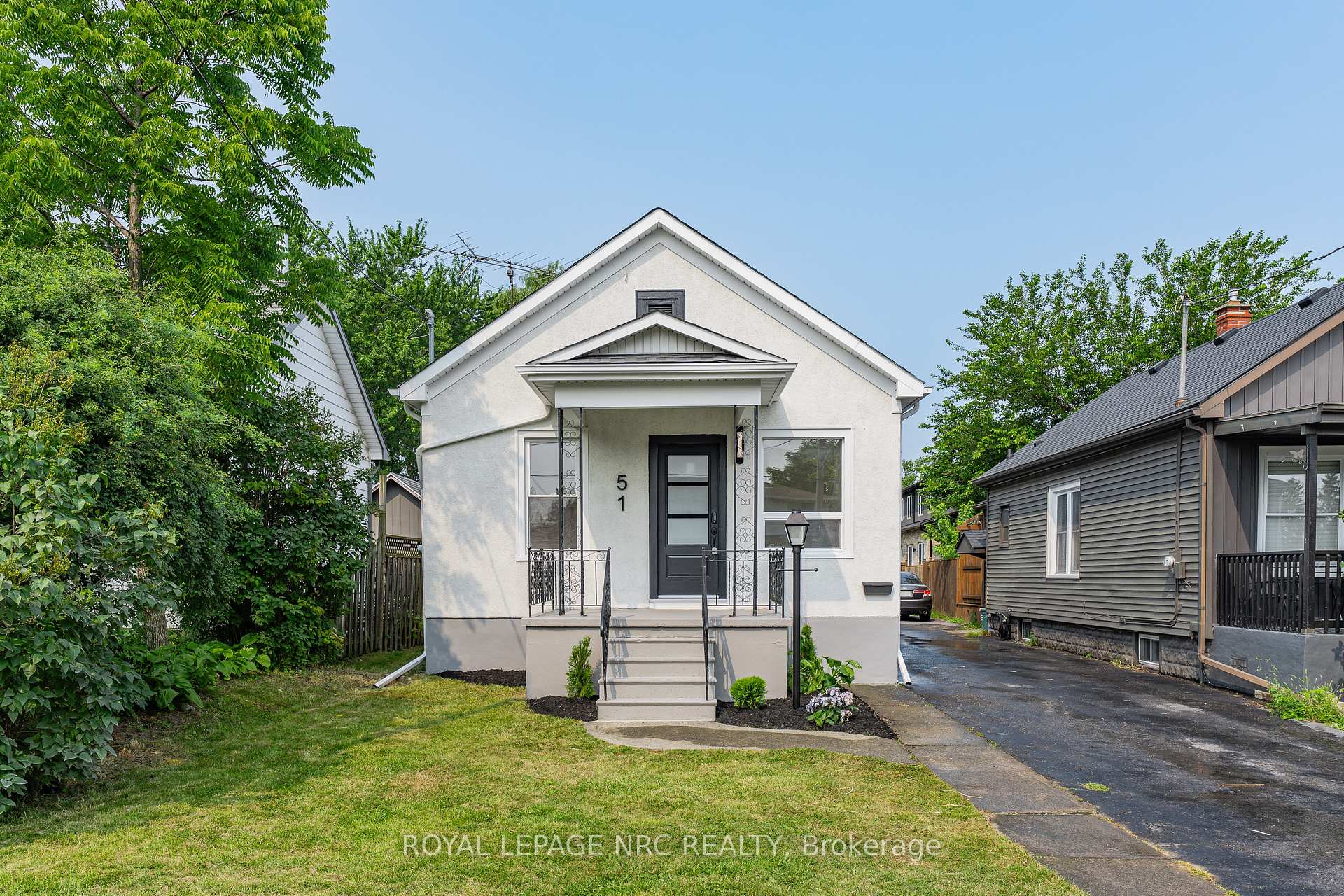Photo 2 of 51 Queen Street S, Thorold, Thorold Downtown — HOMEH
