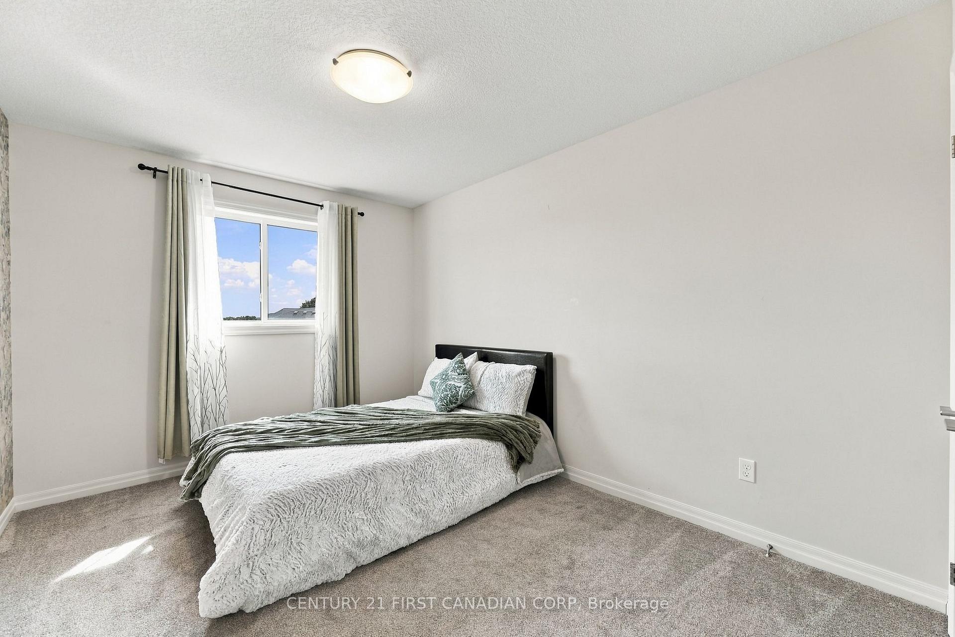 Photo 19 of 56 Cortland Terrace, St. Thomas — HOMEH