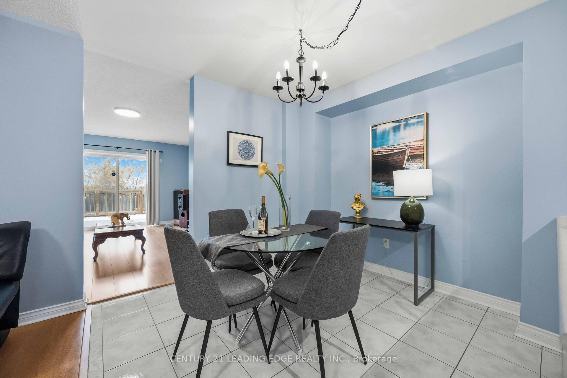 Photo 4 of 54 Redkey Drive, Markham, Milliken Mills East — HOMEH