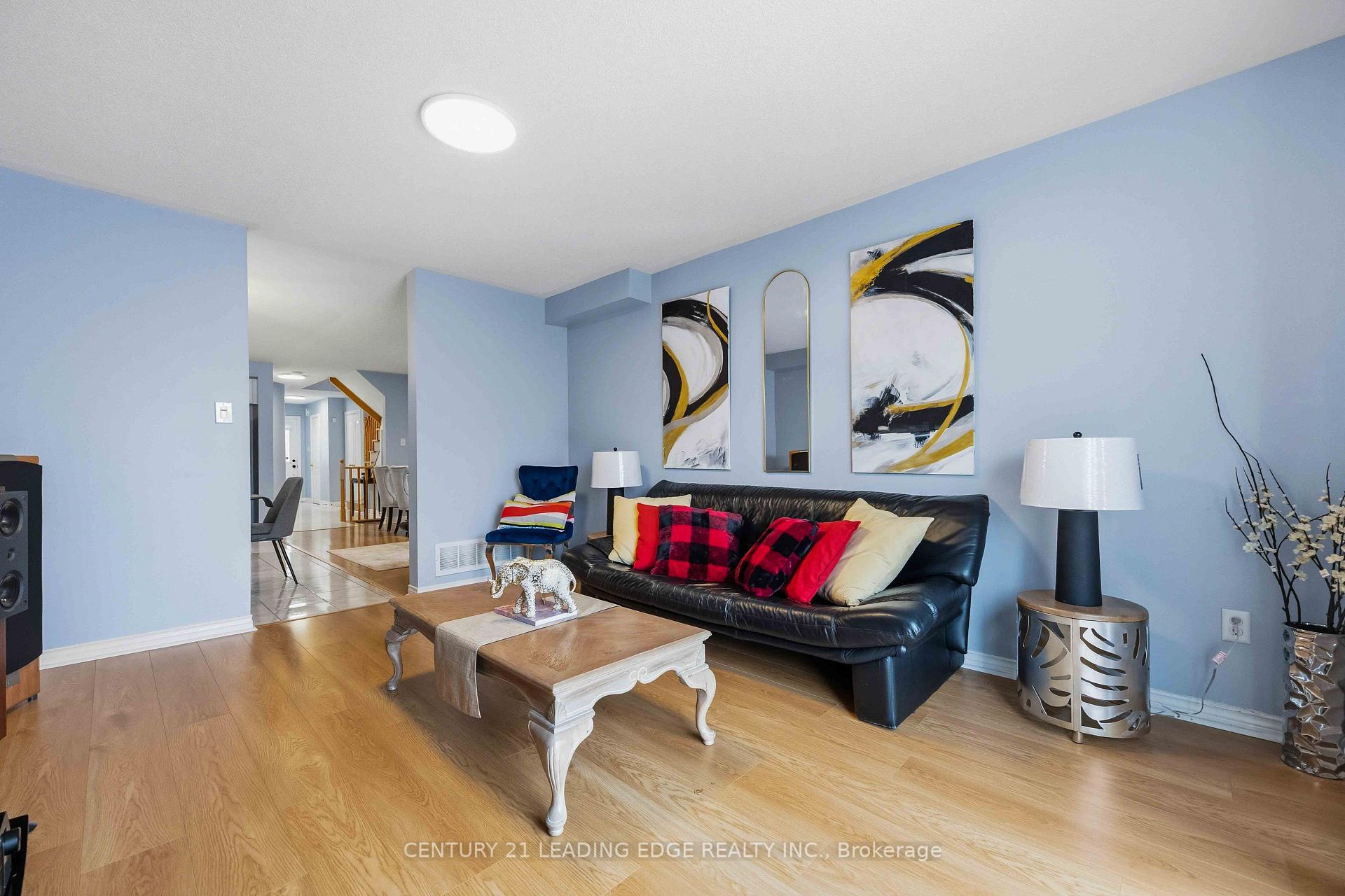 Photo 10 of 54 Redkey Drive, Markham, Milliken Mills East — HOMEH