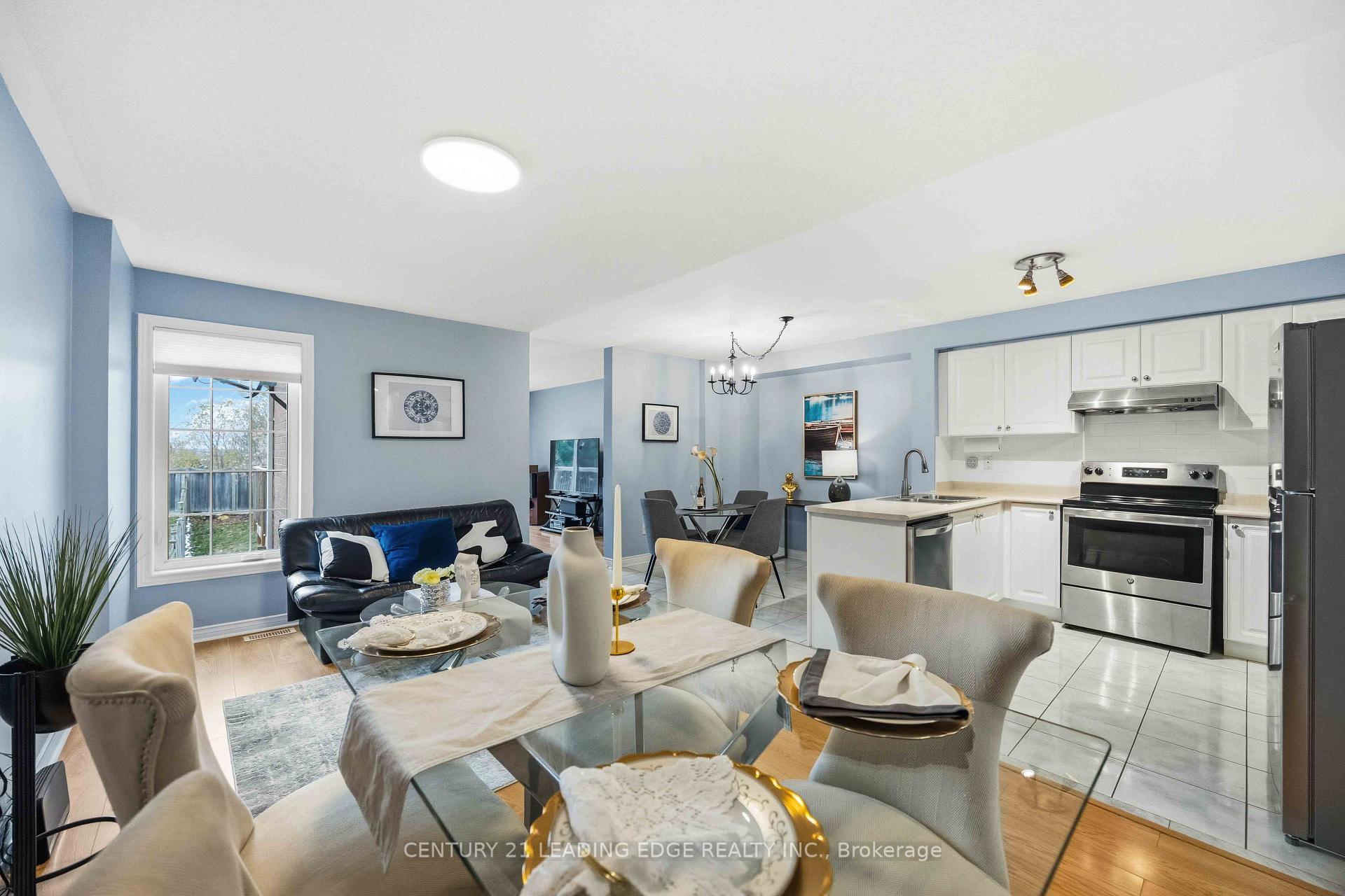 Photo 15 of 54 Redkey Drive, Markham, Milliken Mills East — HOMEH
