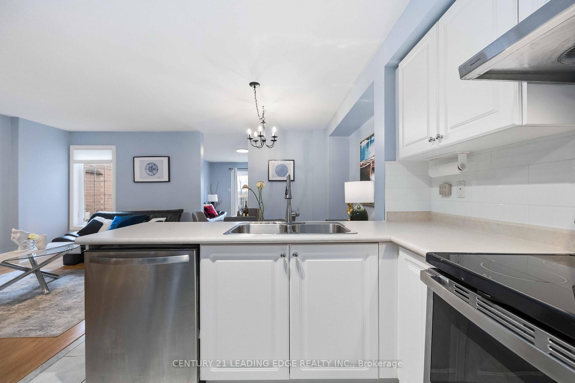Photo 24 of 54 Redkey Drive, Markham, Milliken Mills East — HOMEH