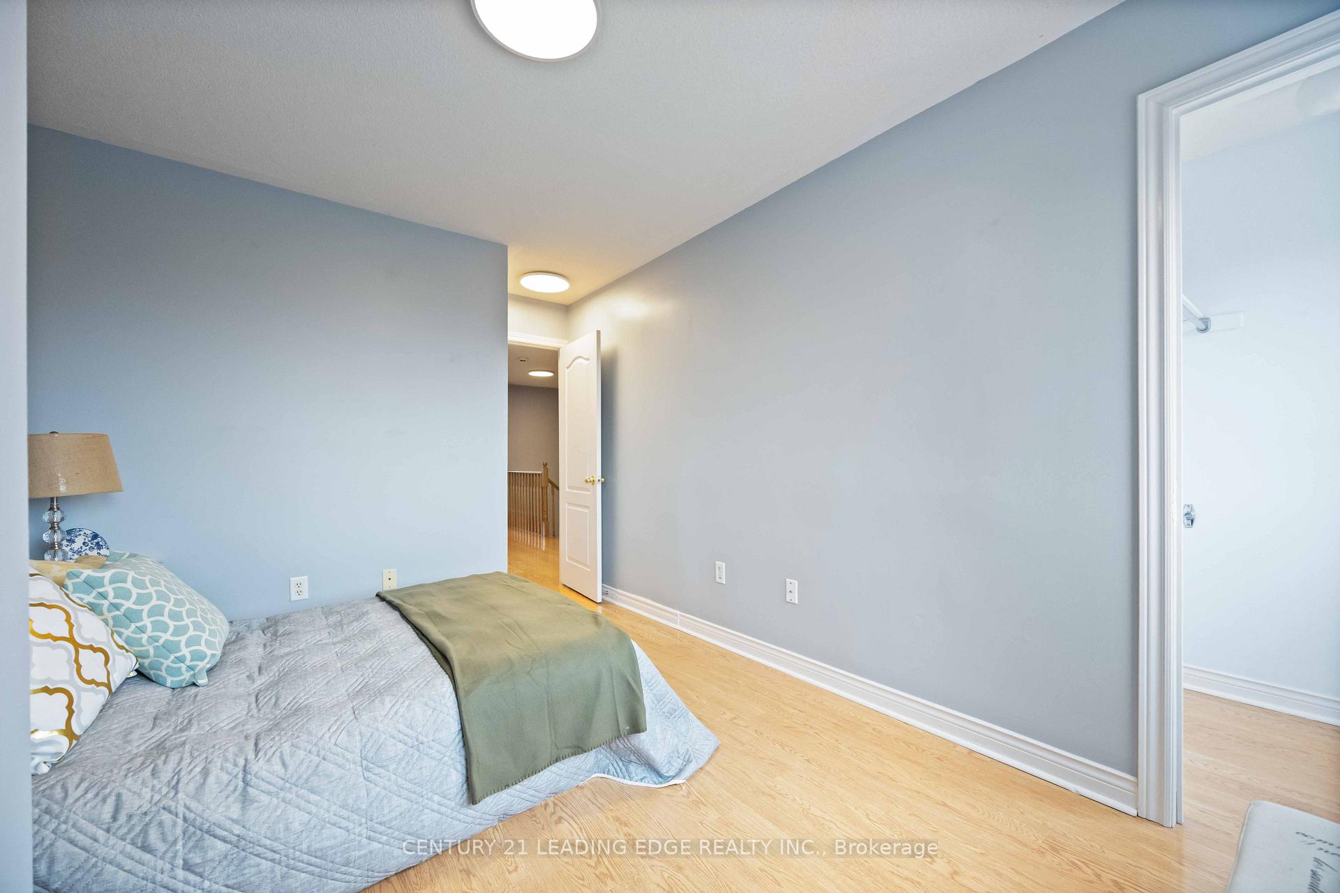 Photo 31 of 54 Redkey Drive, Markham, Milliken Mills East — HOMEH