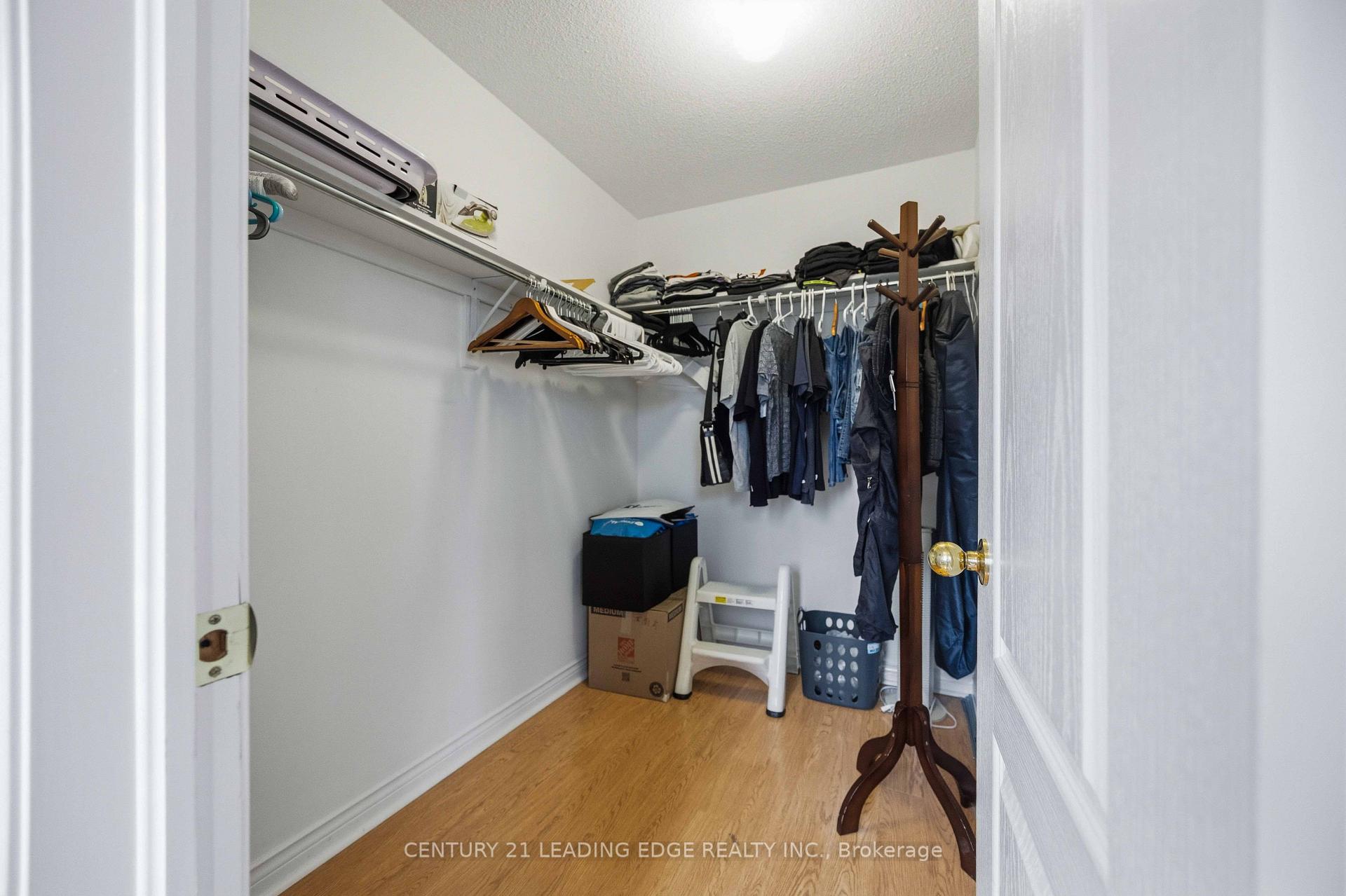 Photo 36 of 54 Redkey Drive, Markham, Milliken Mills East — HOMEH