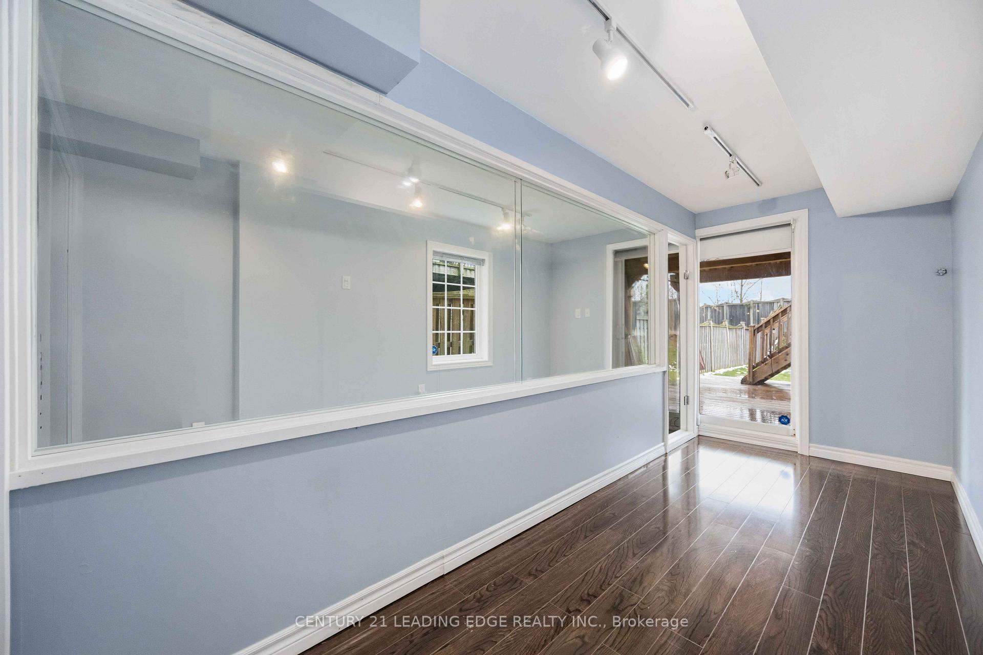 Photo 45 of 54 Redkey Drive, Markham, Milliken Mills East — HOMEH