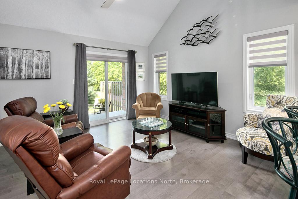 Photo 15 of 216 Macintosh Lane, Meaford — HOMEH