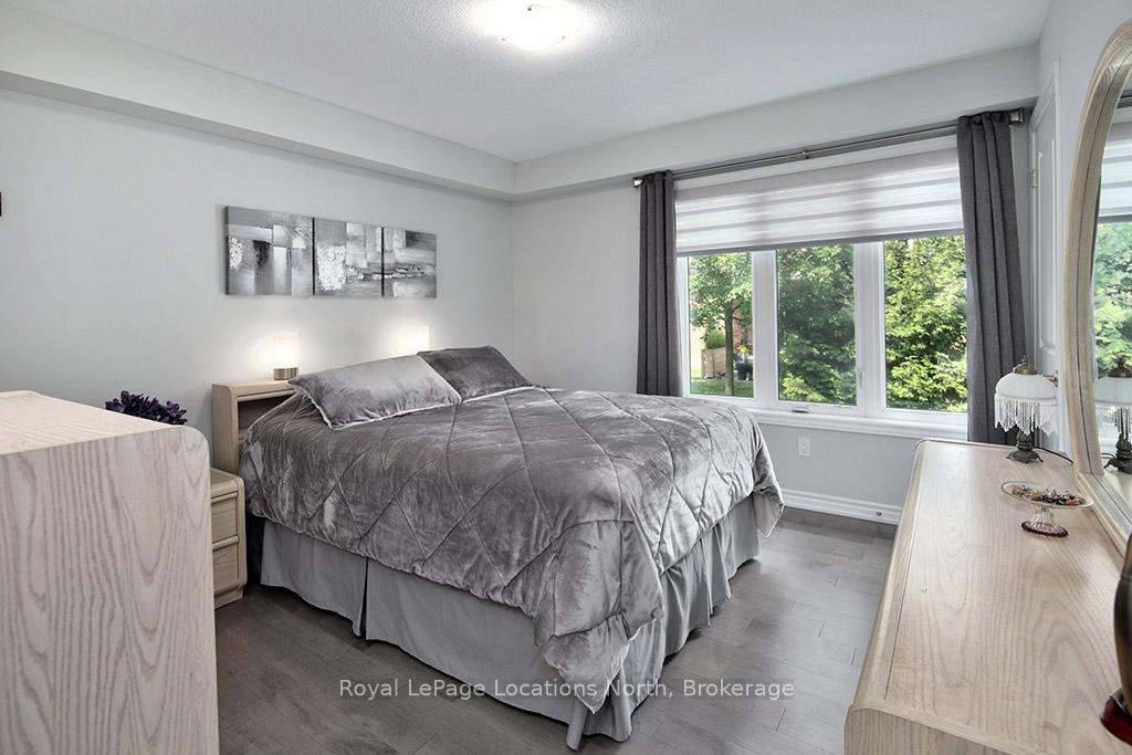 Photo 16 of 216 Macintosh Lane, Meaford — HOMEH