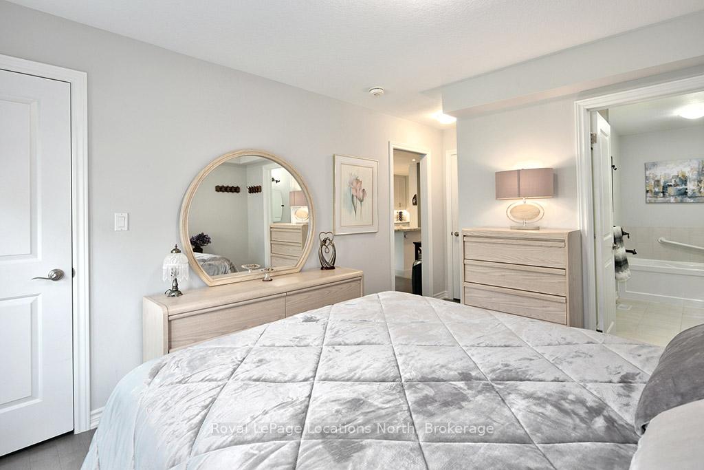 Photo 18 of 216 Macintosh Lane, Meaford — HOMEH