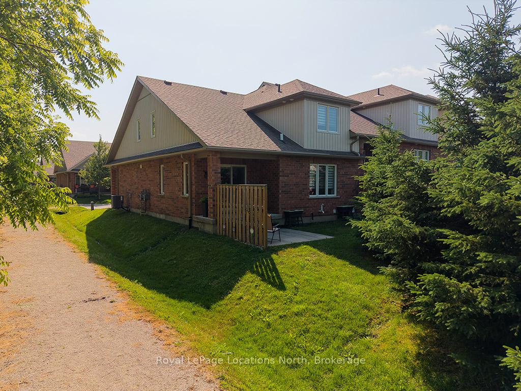 Photo 32 of 216 Macintosh Lane, Meaford — HOMEH
