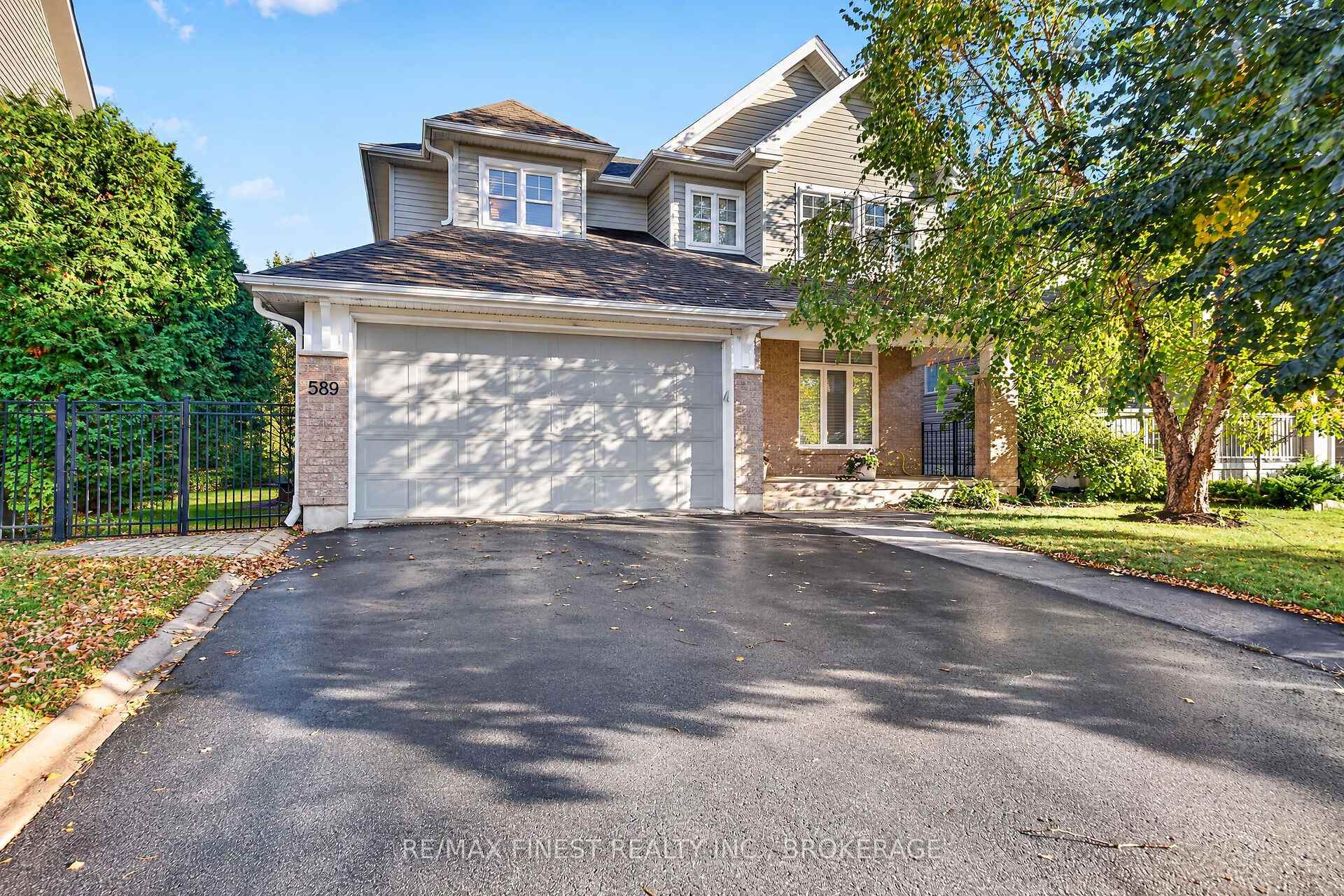 Photo of 589 Fieldstone Drive