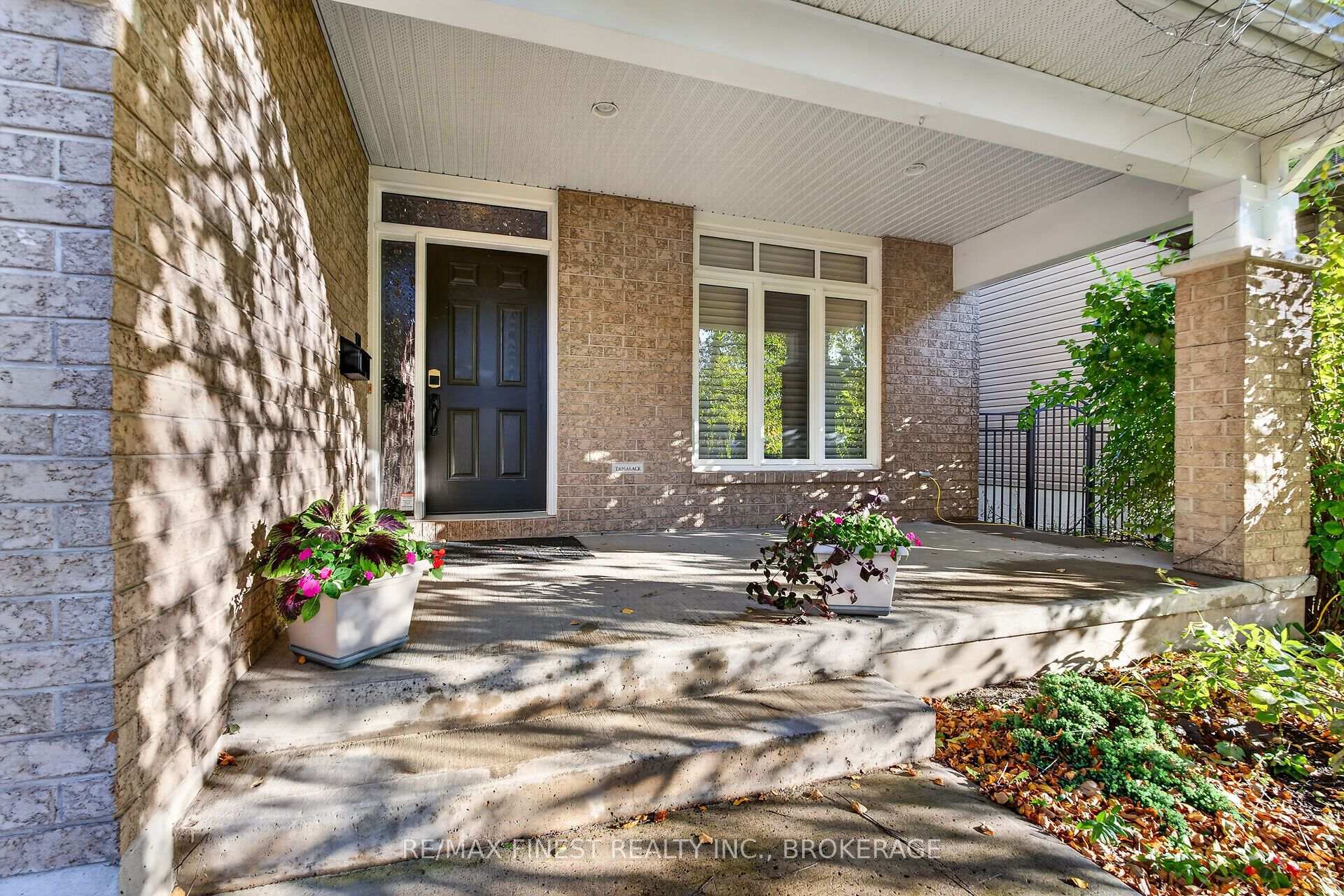 Photo 2 of 589 Fieldstone Drive, Kingston, Kingston East (Incl Barret Crt) — HOMEH