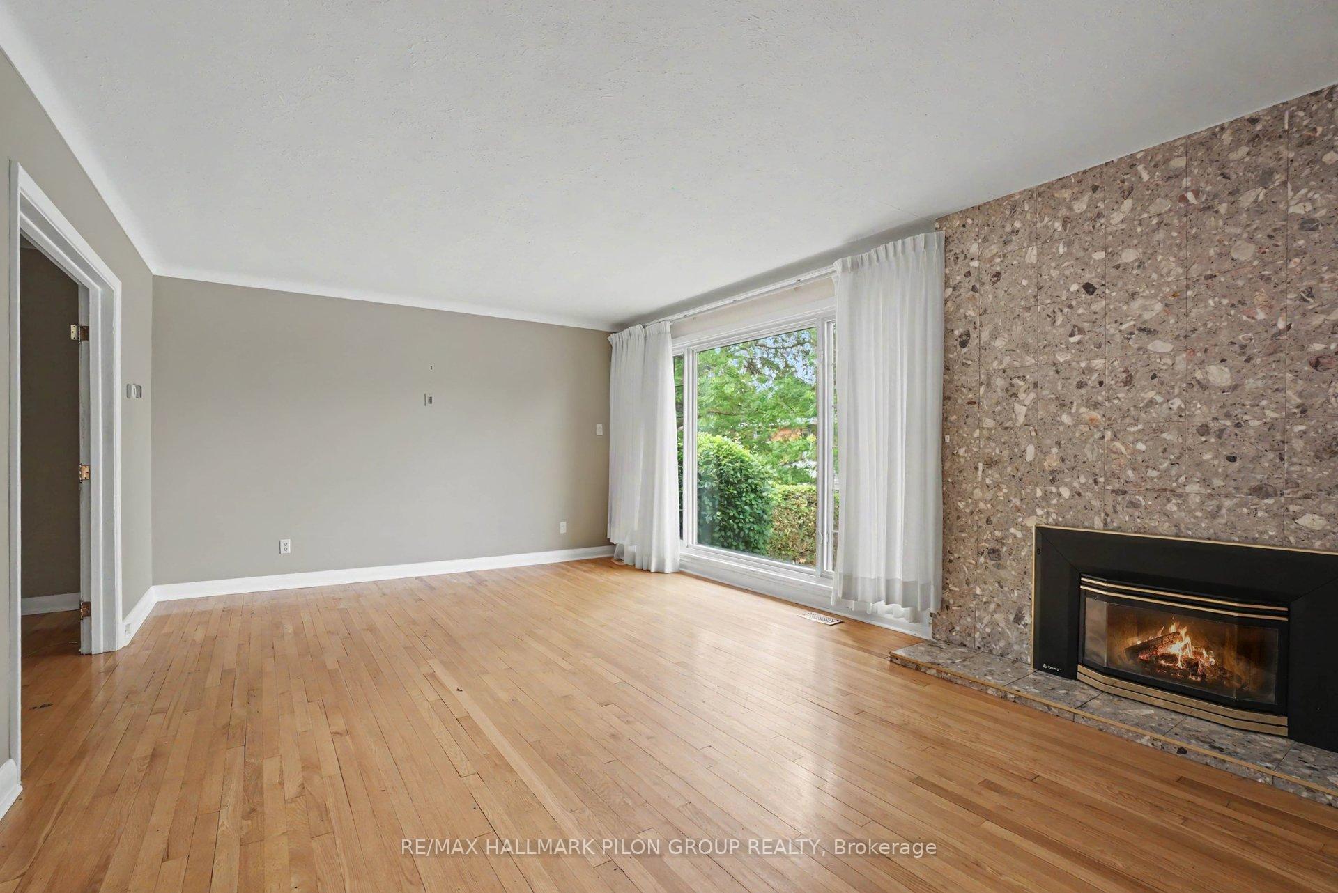 Photo 4 of 675 Borthwick Avenue, Ottawa, Castle Heights/Rideau High — HOMEH