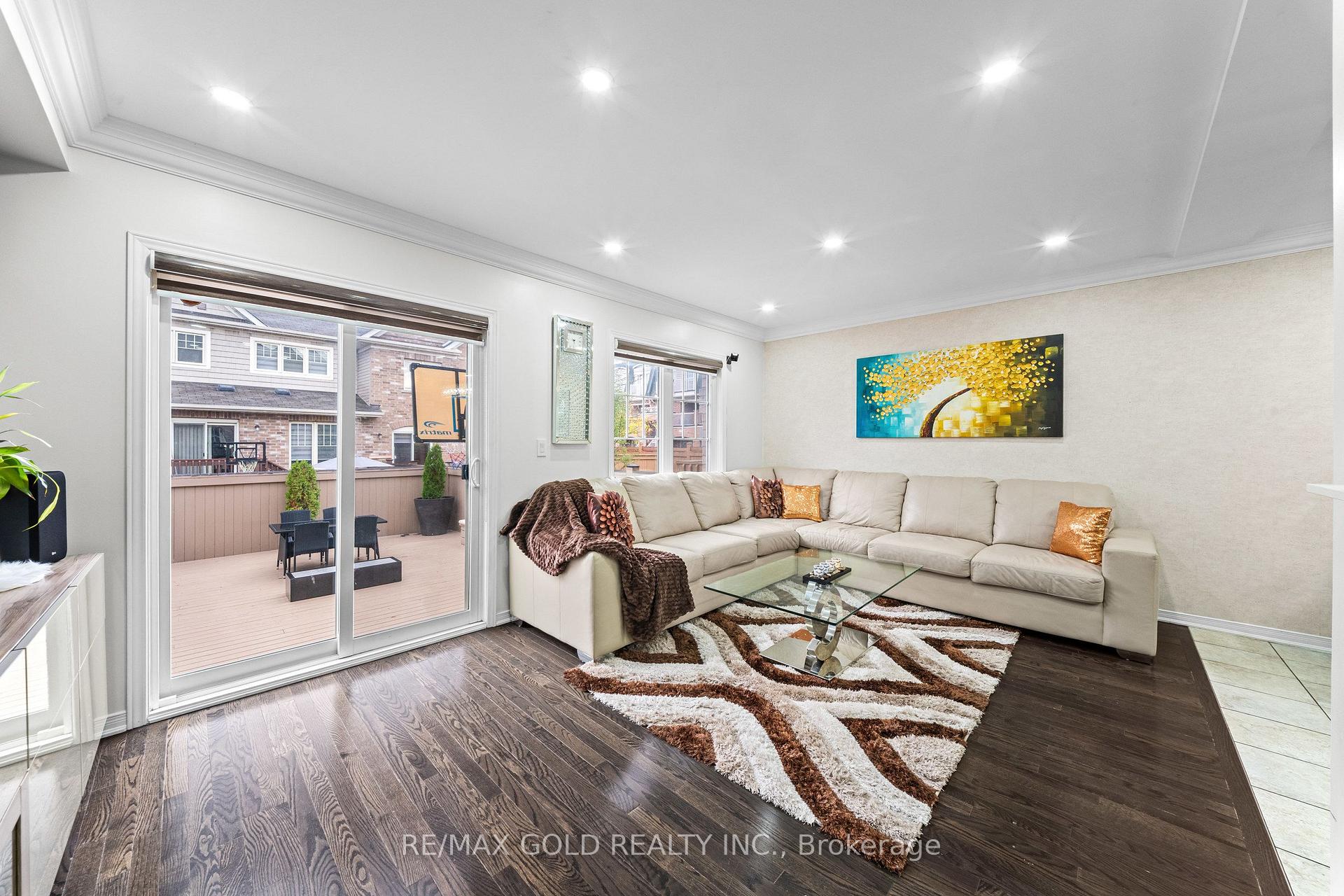Photo 7 of 35 Davenhill Road, Brampton, Bram East — HOMEH
