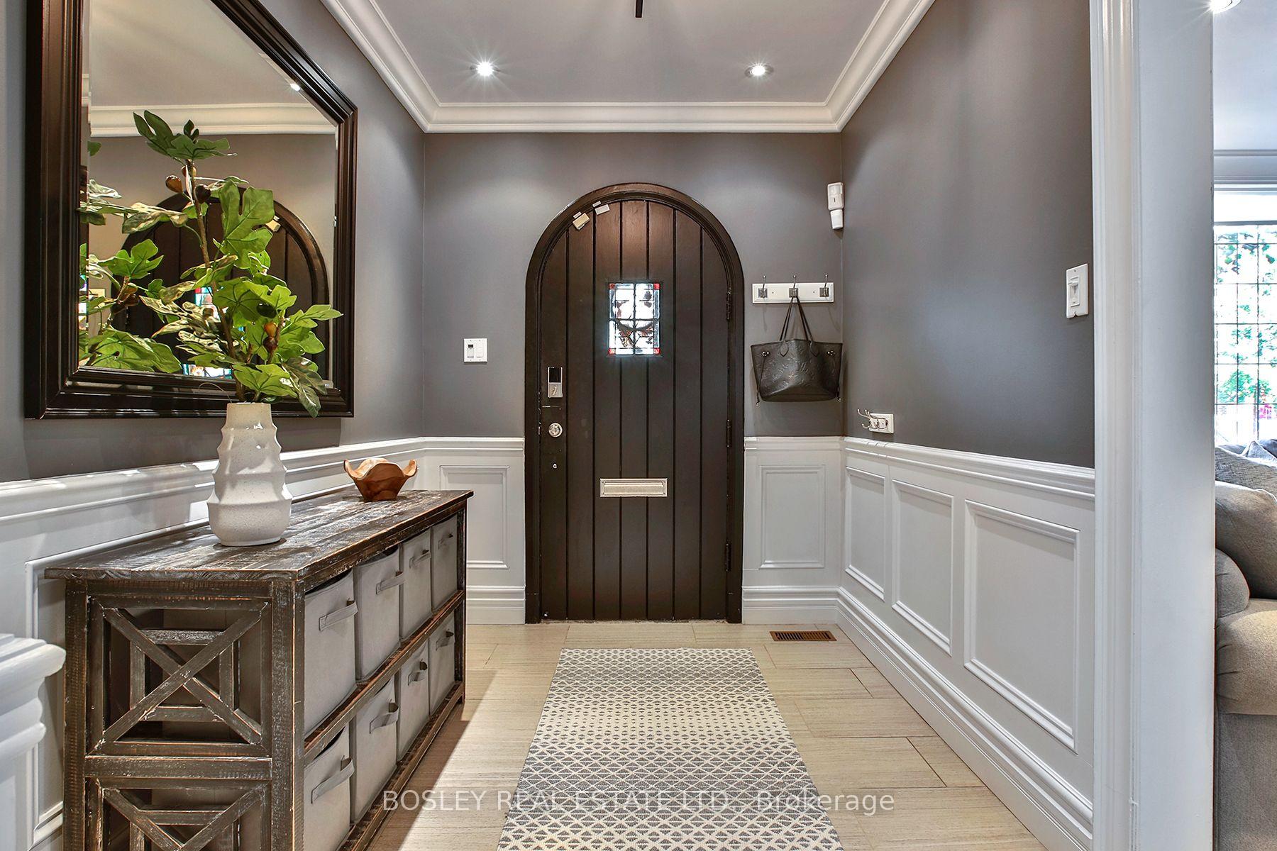 Photo 4 of 253 Glenview Avenue, Toronto, Lawrence Park South — HOMEH