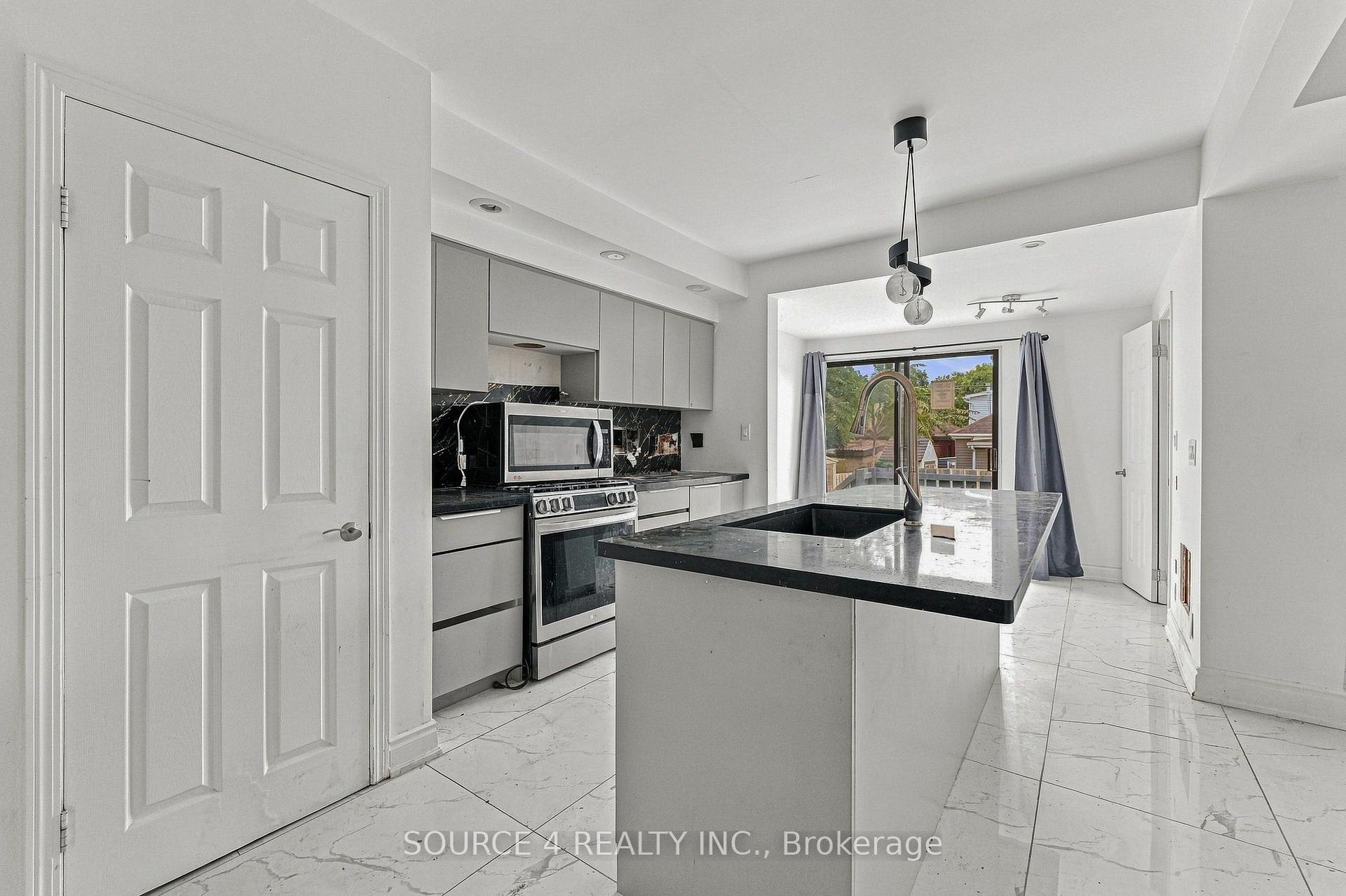 Photo 10 of 43 Dalkeith Avenue, Hamilton, Crown Point — HOMEH
