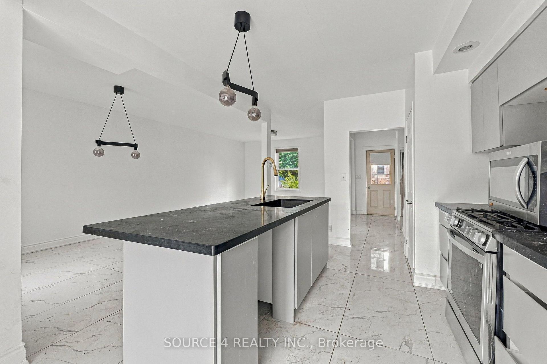 Photo 13 of 43 Dalkeith Avenue, Hamilton, Crown Point — HOMEH