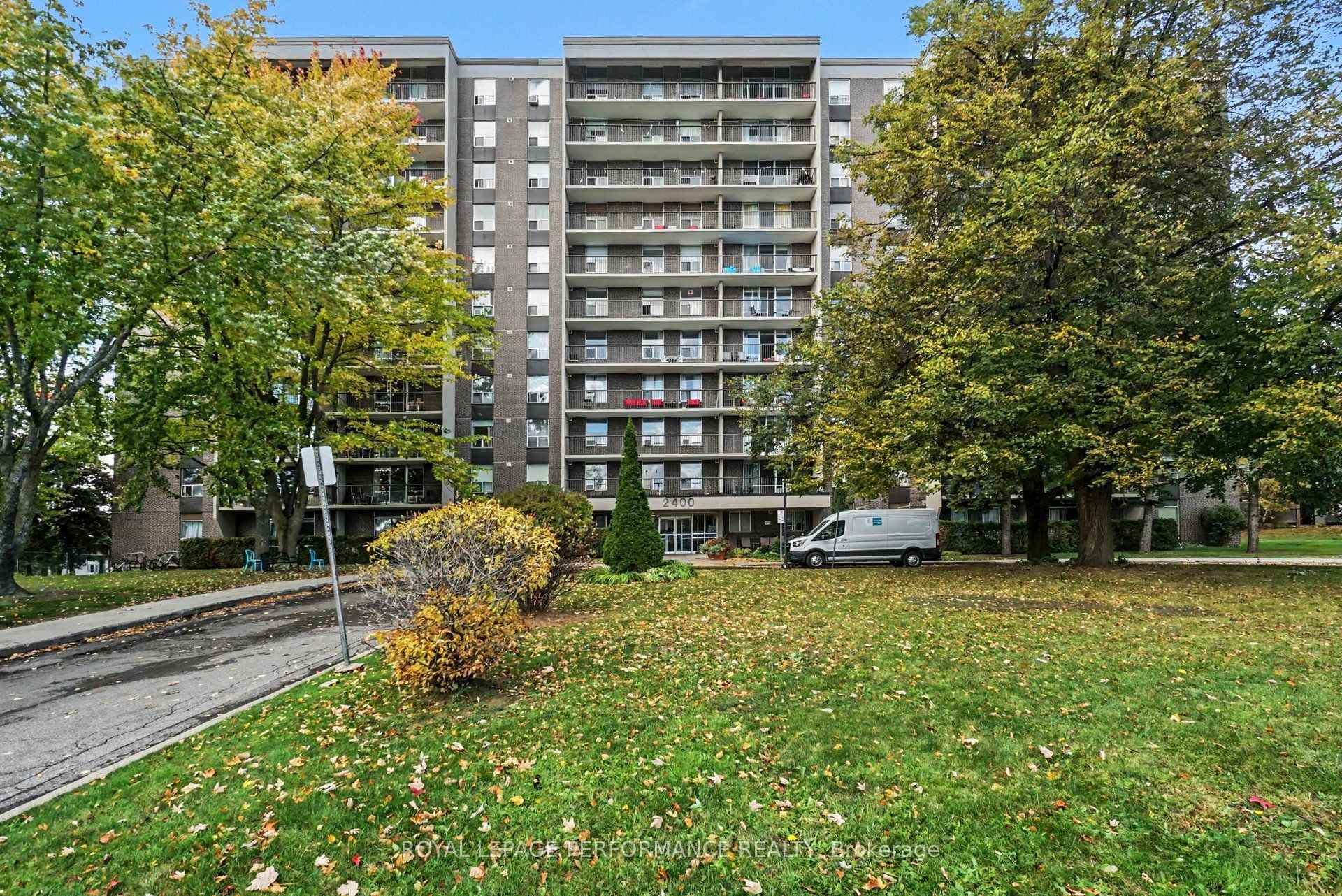 Photo of Unit 310, 2400 Virginia Drive