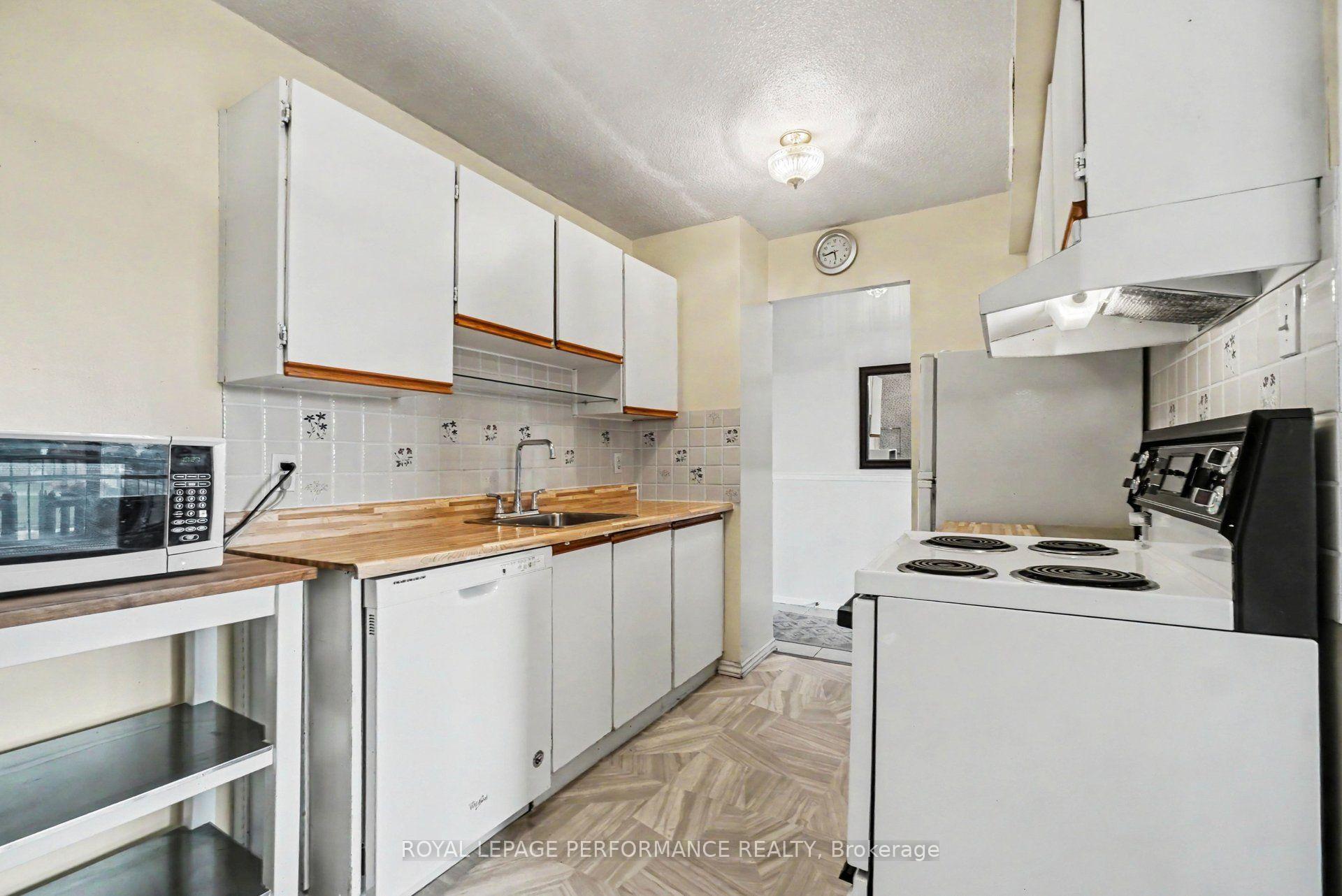 Photo 8 of Unit 310, 2400 Virginia Drive, Ottawa, Guildwood Estates - Urbandale Acres — HOMEH