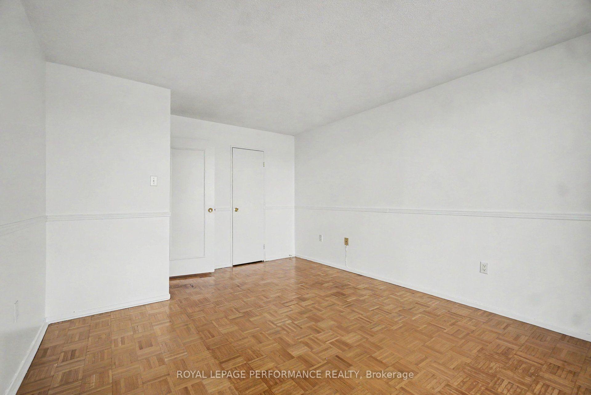 Photo 11 of Unit 310, 2400 Virginia Drive, Ottawa, Guildwood Estates - Urbandale Acres — HOMEH