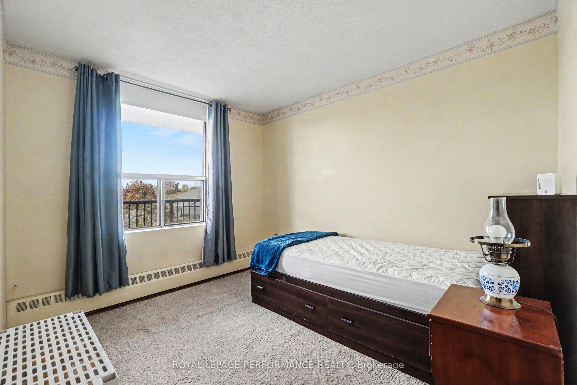 Photo 12 of Unit 310, 2400 Virginia Drive, Ottawa, Guildwood Estates - Urbandale Acres — HOMEH