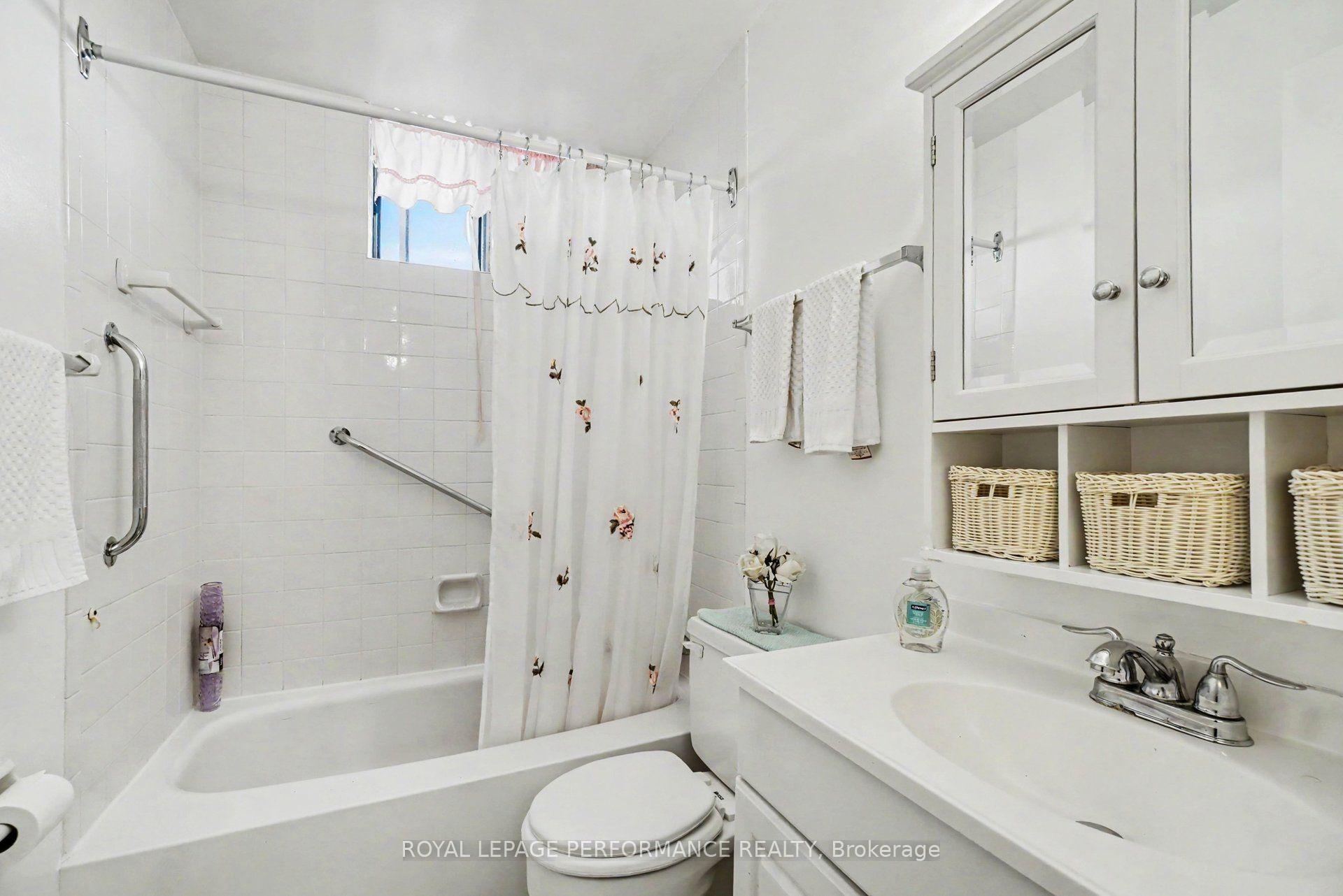 Photo 13 of Unit 310, 2400 Virginia Drive, Ottawa, Guildwood Estates - Urbandale Acres — HOMEH