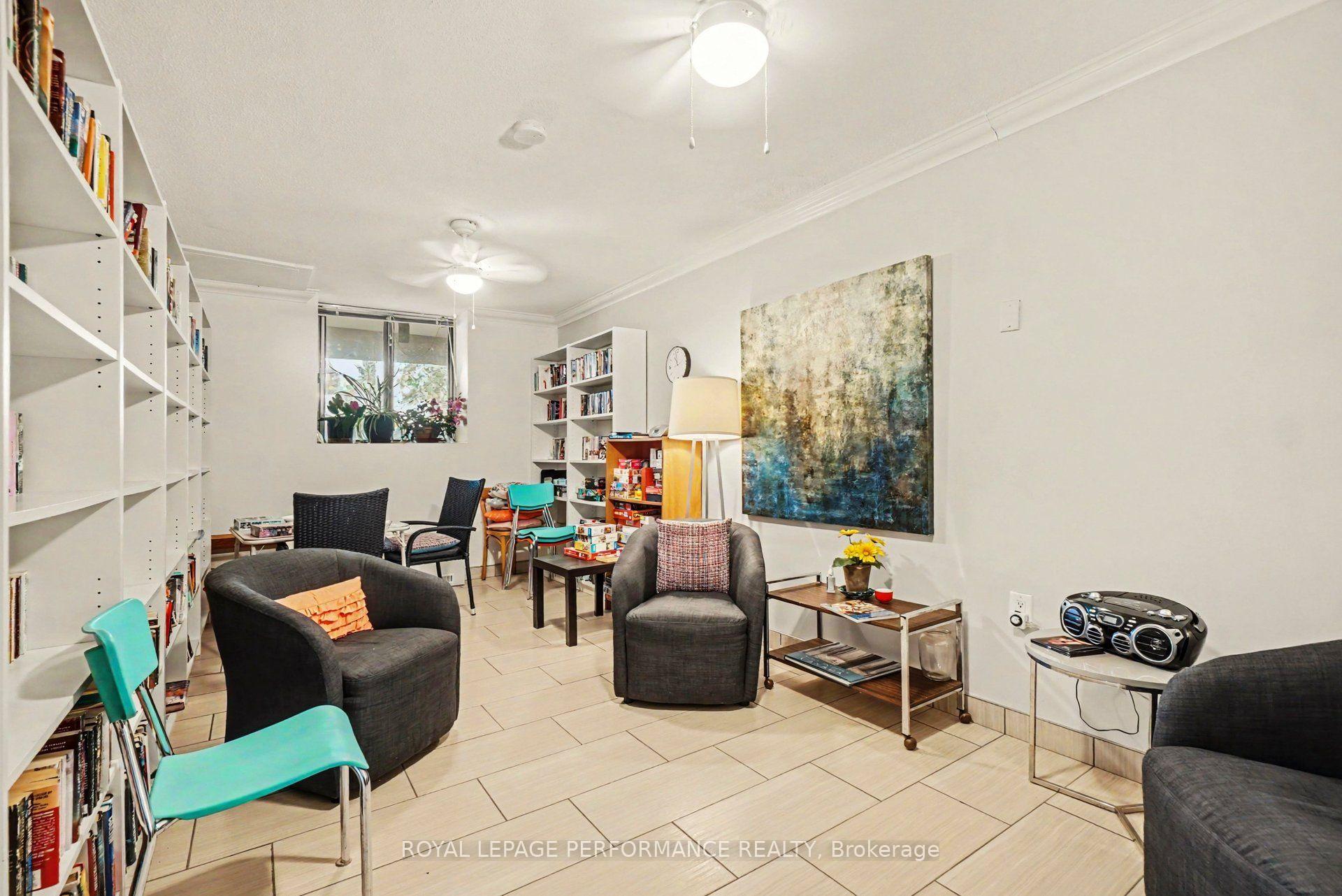 Photo 19 of Unit 310, 2400 Virginia Drive, Ottawa, Guildwood Estates - Urbandale Acres — HOMEH