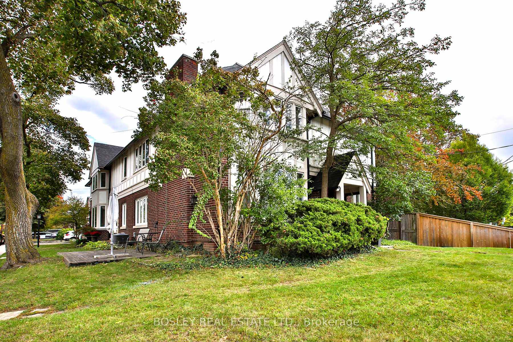 Photo 2 of 1393 Avenue Road, Toronto, Lawrence Park South — HOMEH