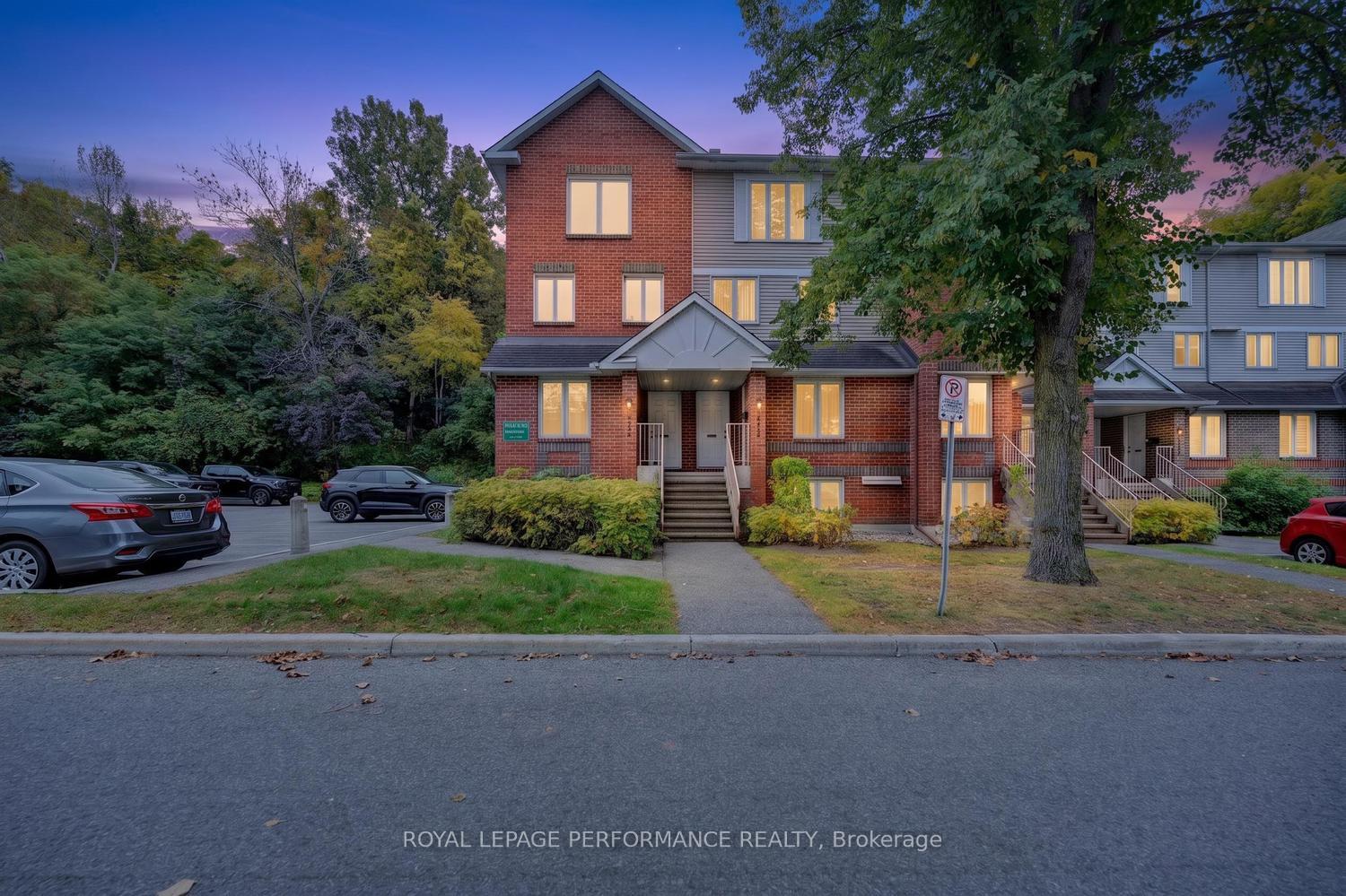 Photo of Unit A, 6812 Jeanne D'arc Boulevard