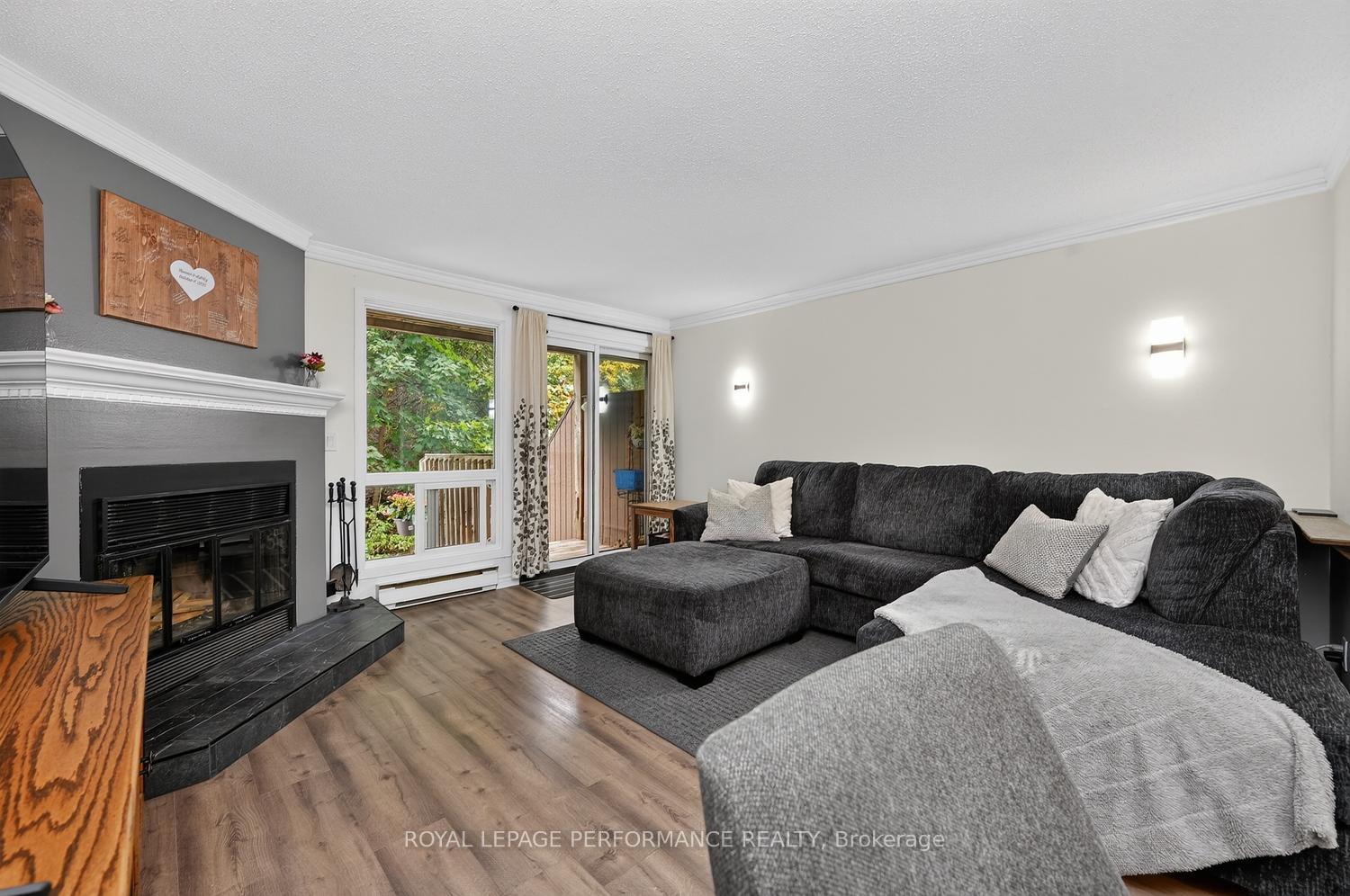 Photo 5 of Unit A, 6812 Jeanne D'arc Boulevard, Ottawa, Convent Glen North — HOMEH