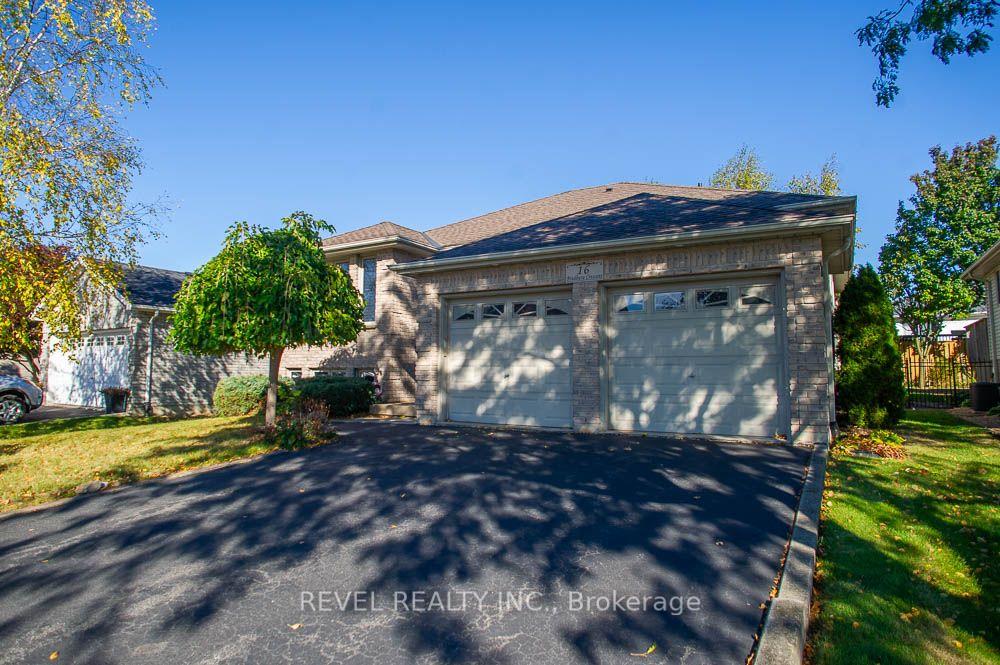 Photo 2 of 16 Bradbury Crescent, Brant, Paris — HOMEH
