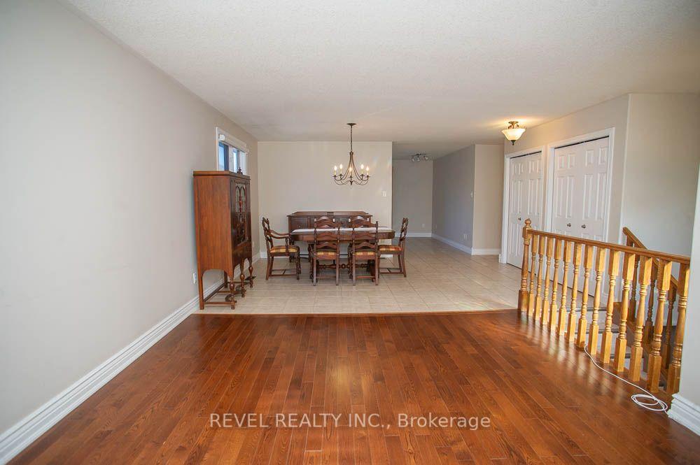 Photo 7 of 16 Bradbury Crescent, Brant, Paris — HOMEH