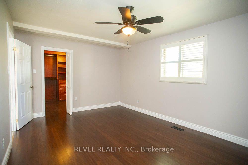 Photo 13 of 16 Bradbury Crescent, Brant, Paris — HOMEH