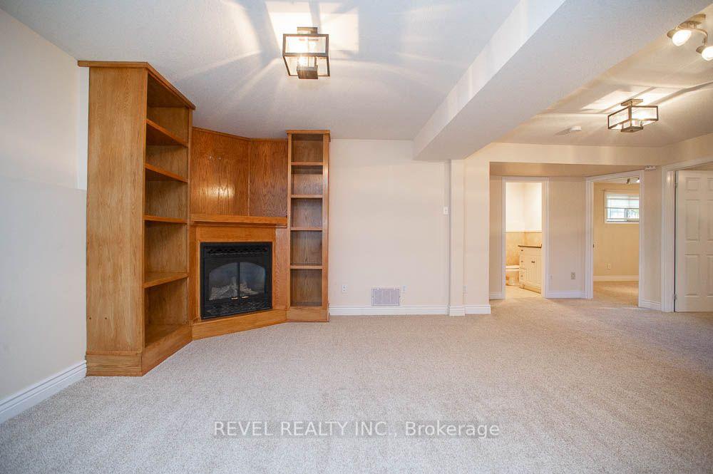 Photo 21 of 16 Bradbury Crescent, Brant, Paris — HOMEH
