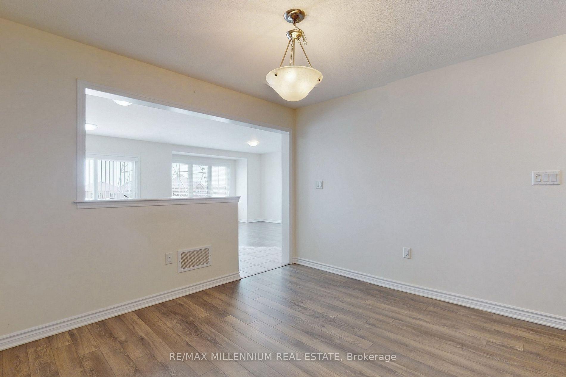 Photo 15 of 1017 Cameo Street, Pickering, Rural Pickering — HOMEH