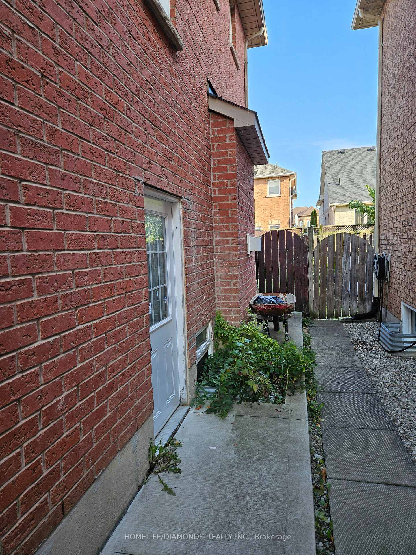 Photo 3 of Unit BSMT, 73 Orchid Drive, Brampton, Northwest Sandalwood Parkway — HOMEH