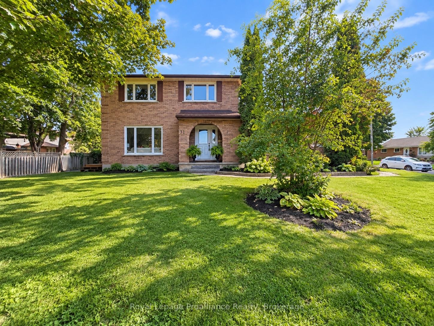 Photo 3 of 3 Cooke Court, Belleville, Belleville Ward — HOMEH