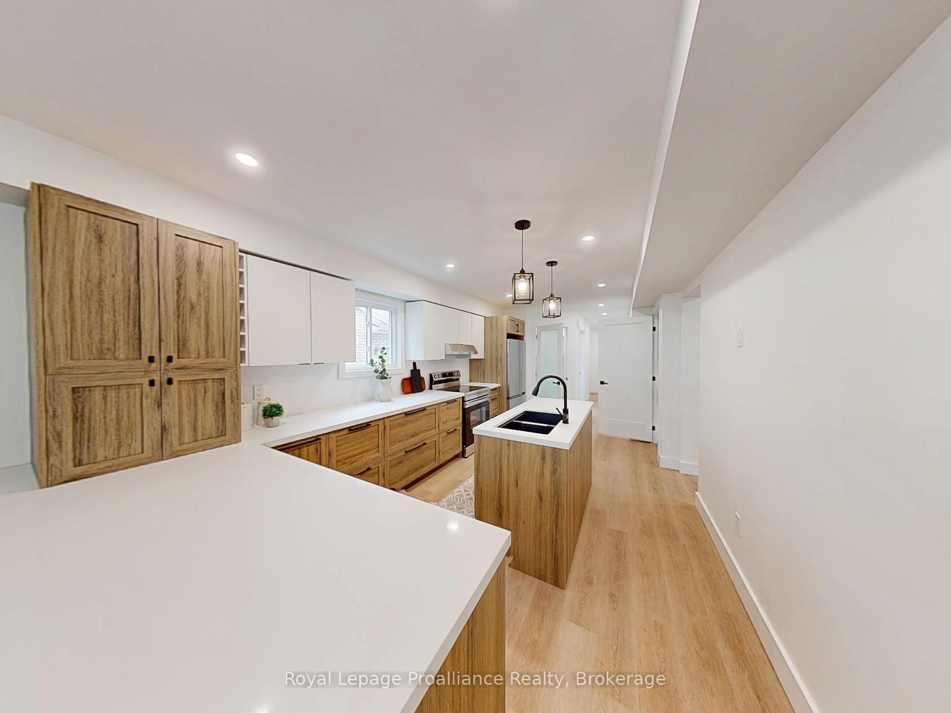 Photo 13 of 3 Cooke Court, Belleville, Belleville Ward — HOMEH
