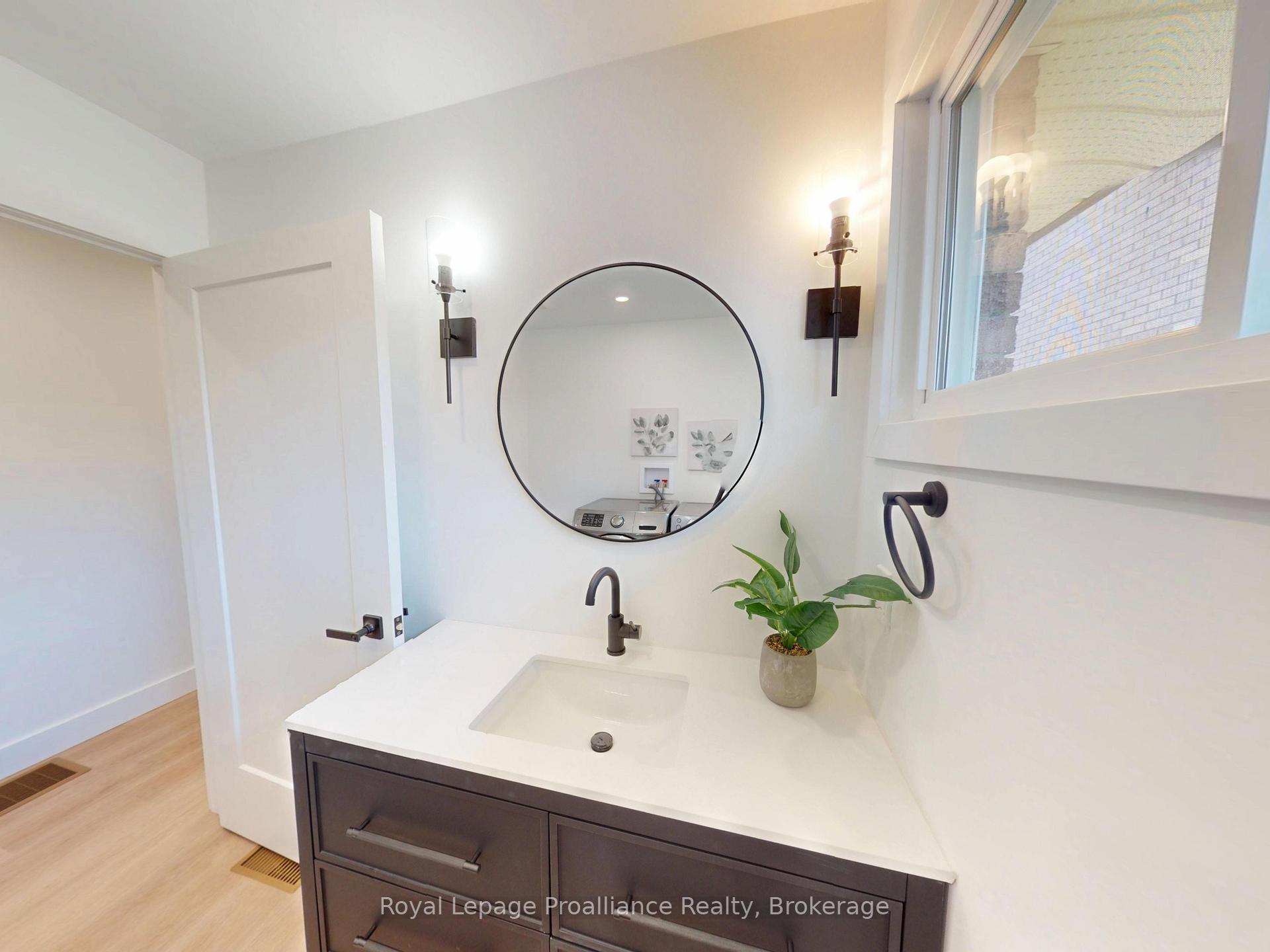 Photo 20 of 3 Cooke Court, Belleville, Belleville Ward — HOMEH
