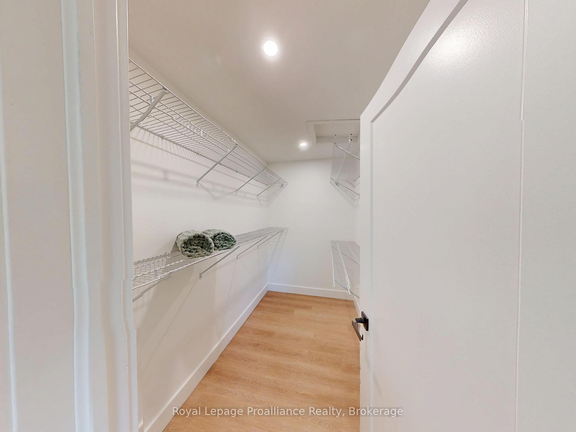 Photo 29 of 3 Cooke Court, Belleville, Belleville Ward — HOMEH