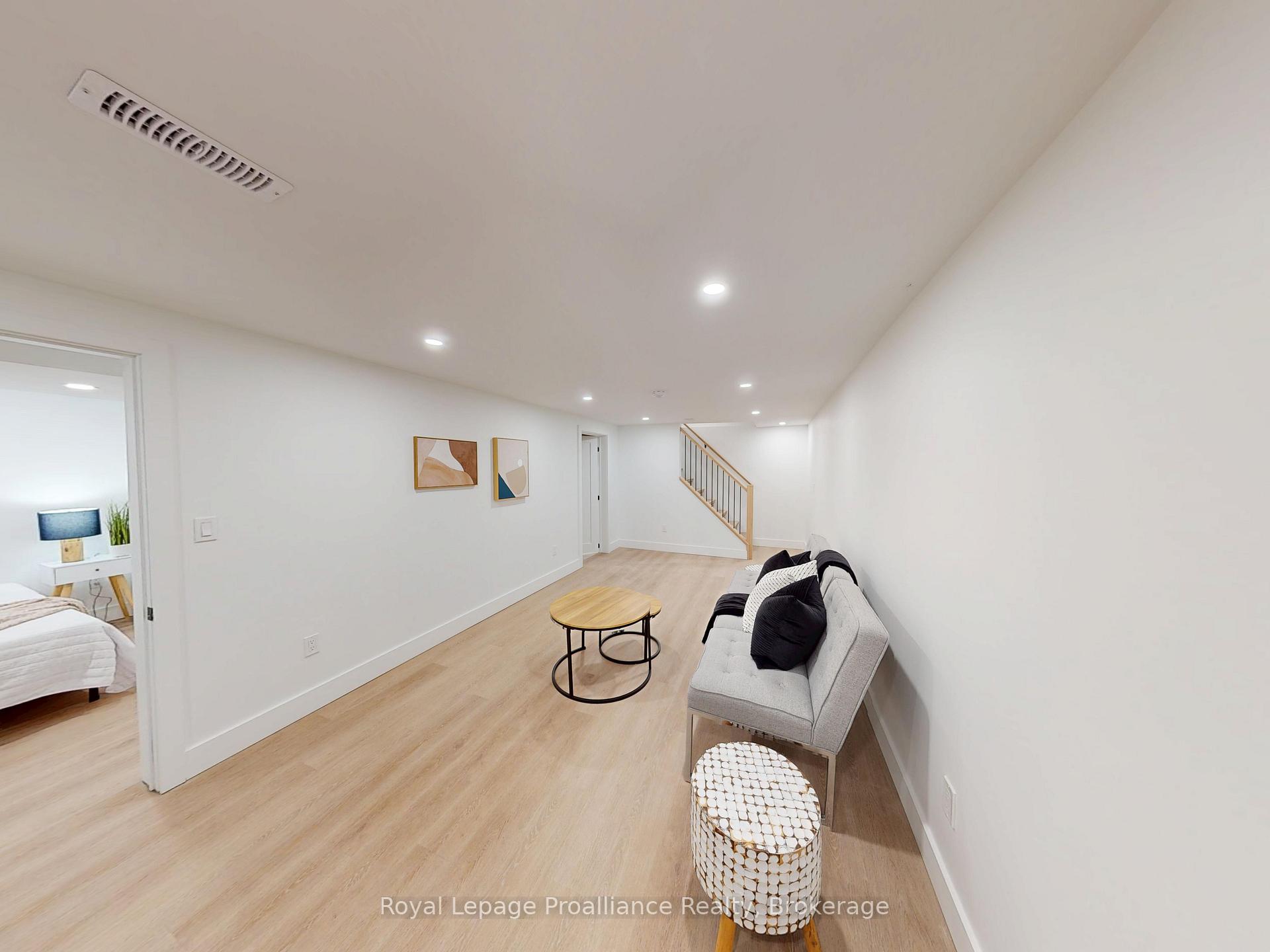 Photo 34 of 3 Cooke Court, Belleville, Belleville Ward — HOMEH