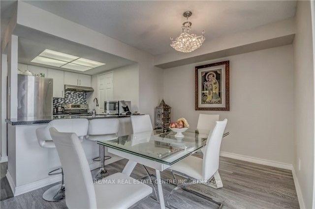 Photo 6 of Unit 1908, 285 Enfield Place, Mississauga, City Centre — HOMEH