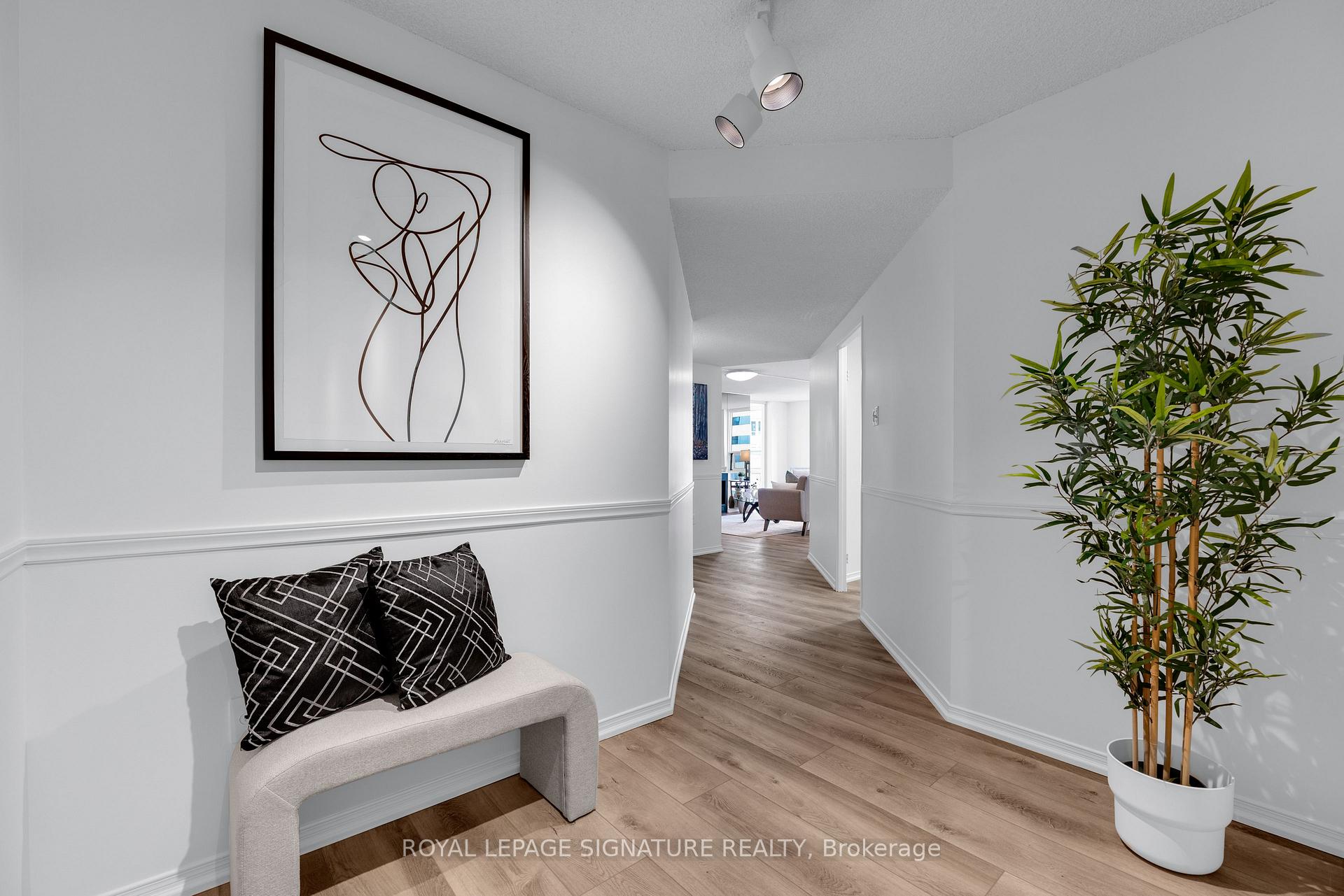 Photo 2 of Unit 1903, 131 Beecroft Road, North York, Lansing-Westgate — HOMEH