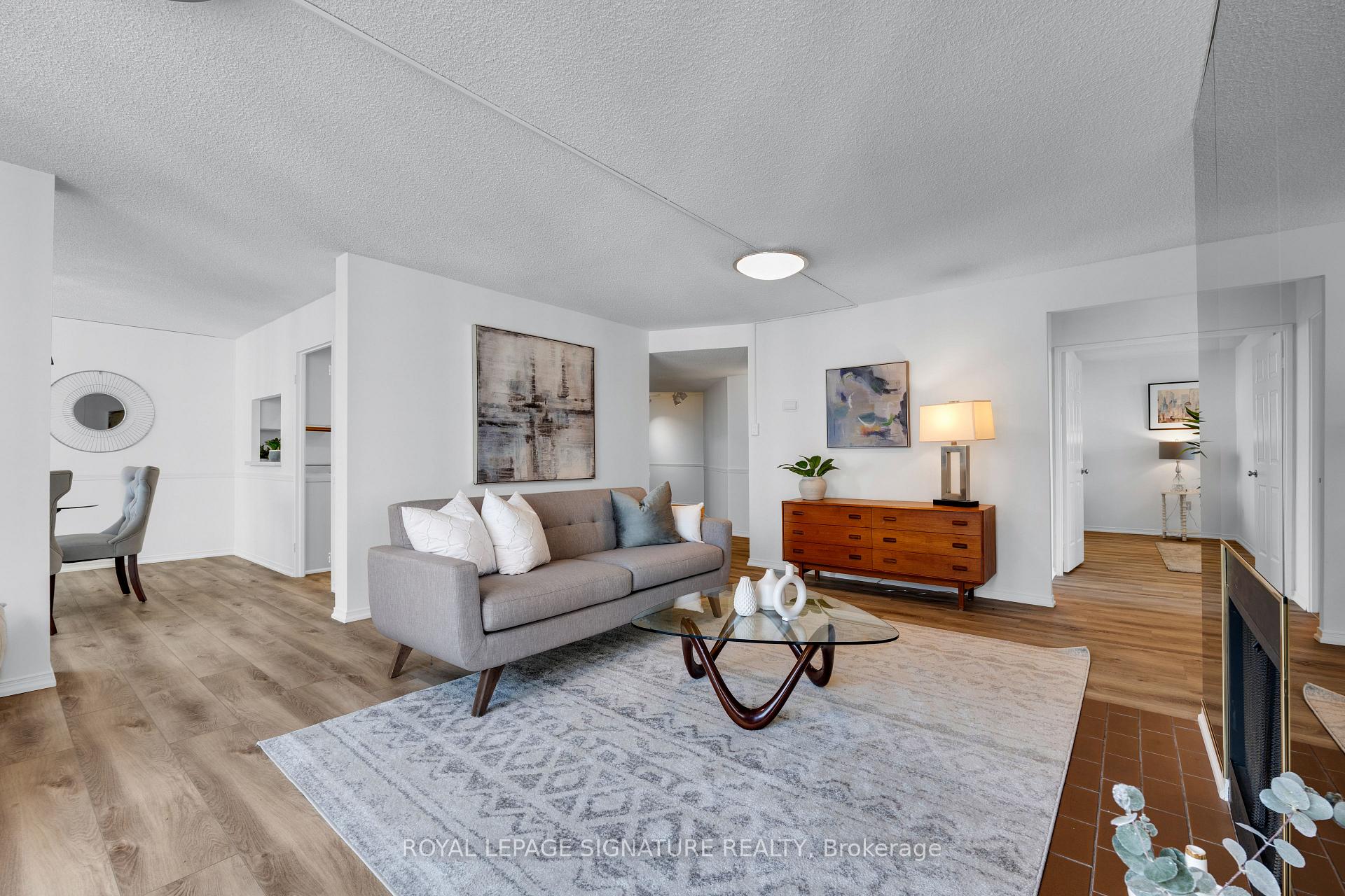 Photo 4 of Unit 1903, 131 Beecroft Road, North York, Lansing-Westgate — HOMEH