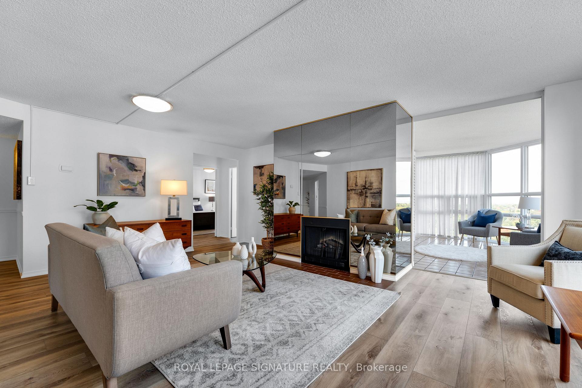 Photo 5 of Unit 1903, 131 Beecroft Road, North York, Lansing-Westgate — HOMEH