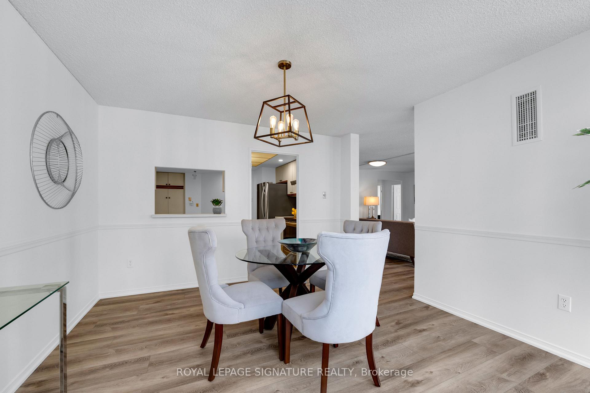 Photo 8 of Unit 1903, 131 Beecroft Road, North York, Lansing-Westgate — HOMEH