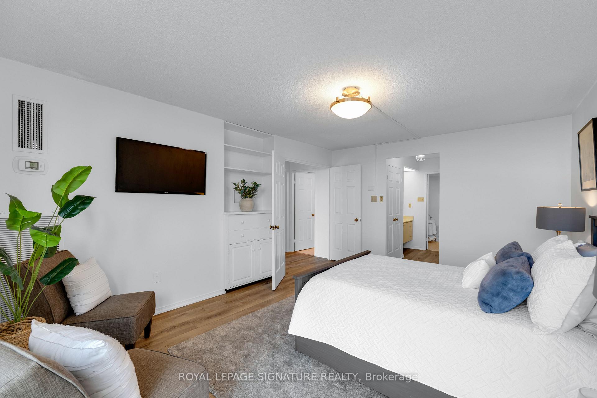 Photo 10 of Unit 1903, 131 Beecroft Road, North York, Lansing-Westgate — HOMEH